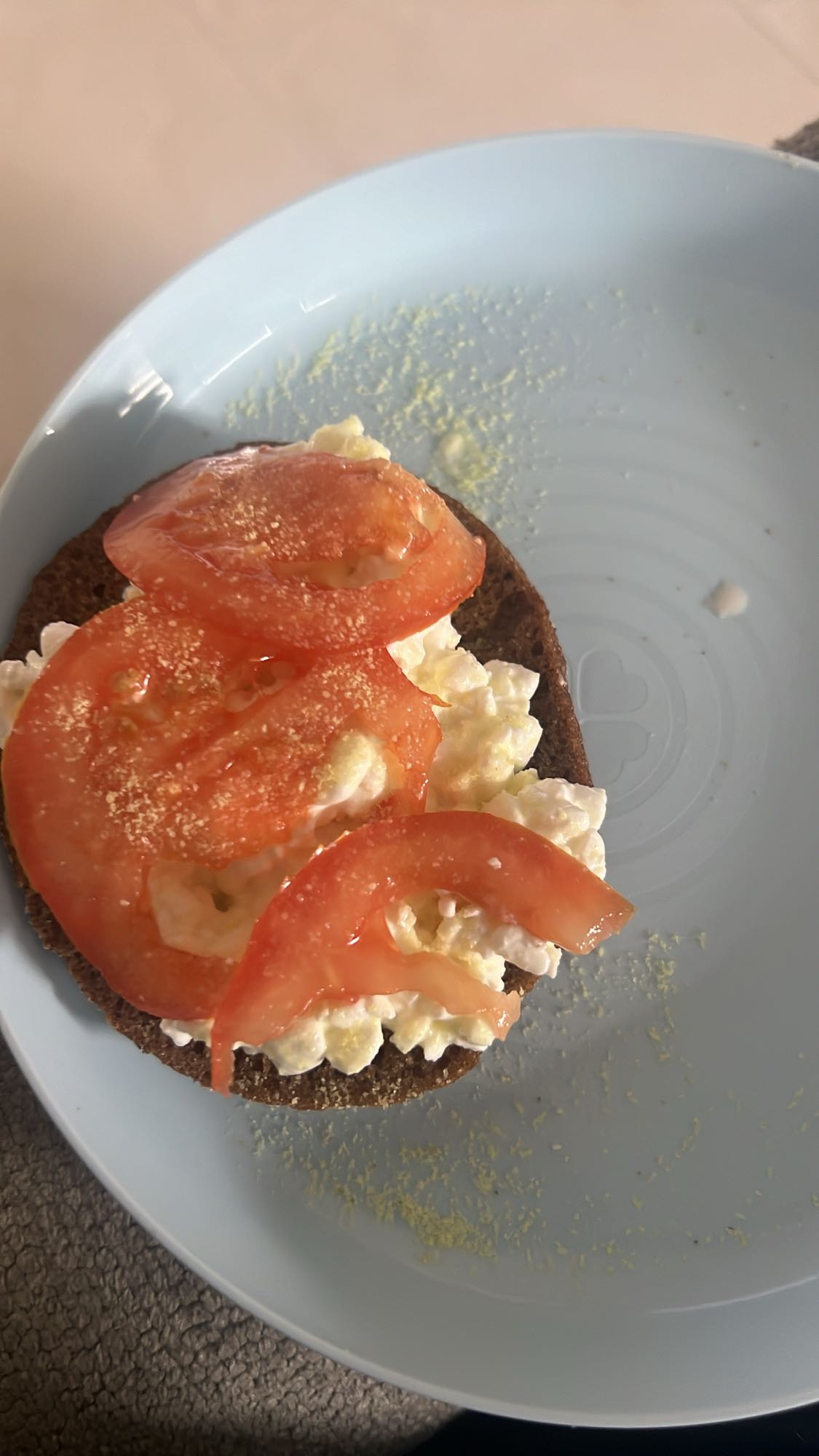 Knäckebröd med keso