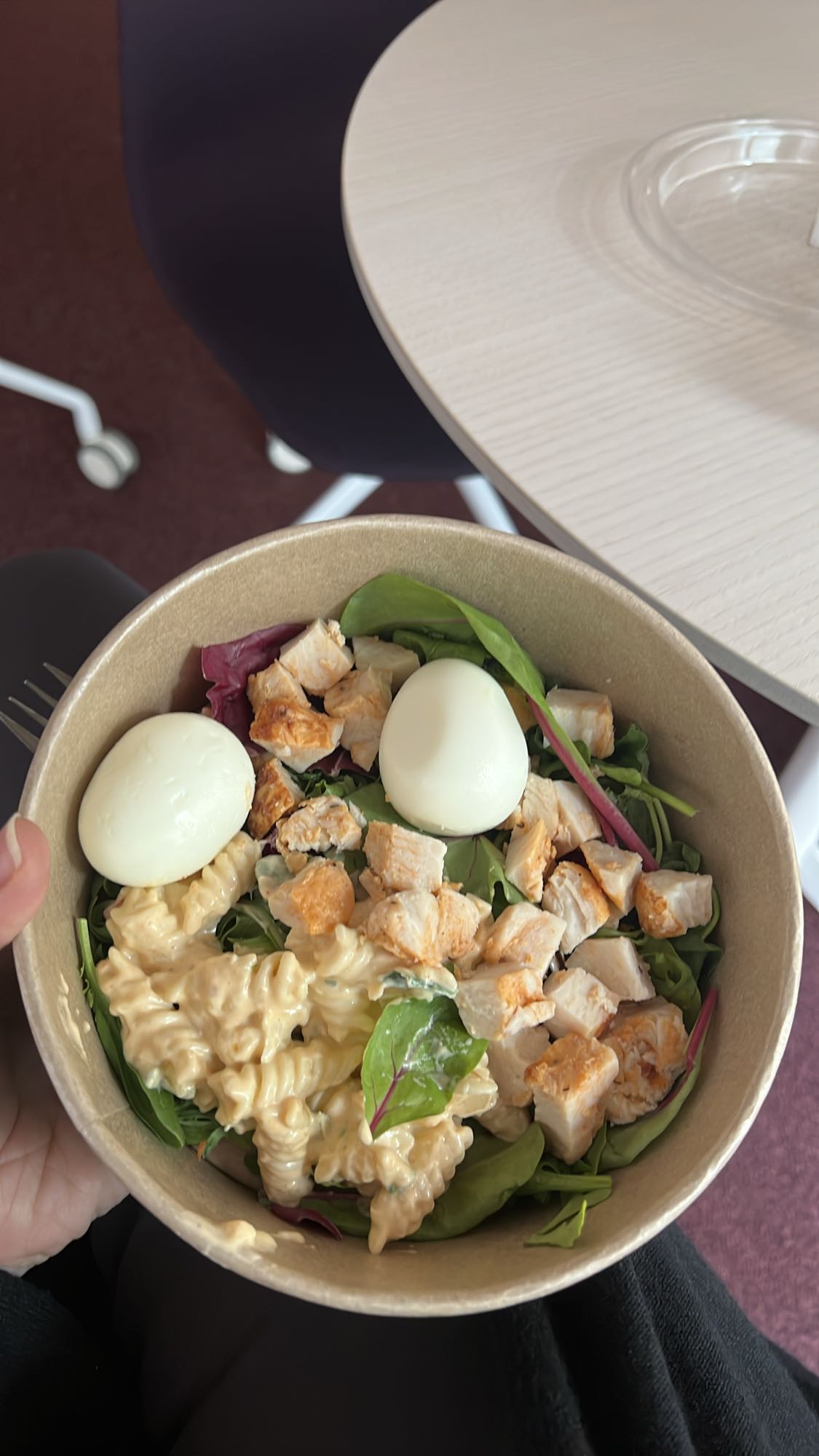 Kycklingsallad med ägg