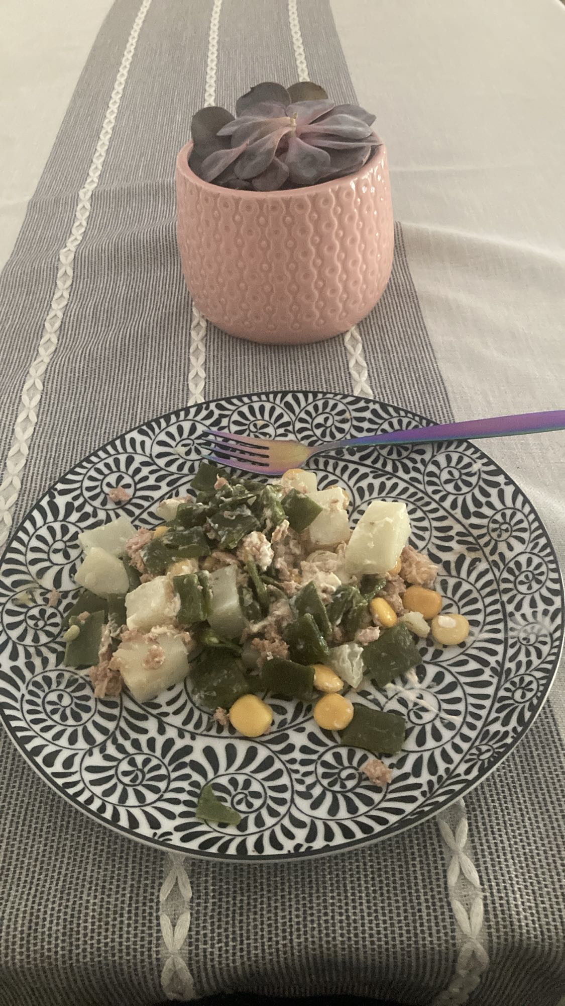 Ensalada de atún y nopales