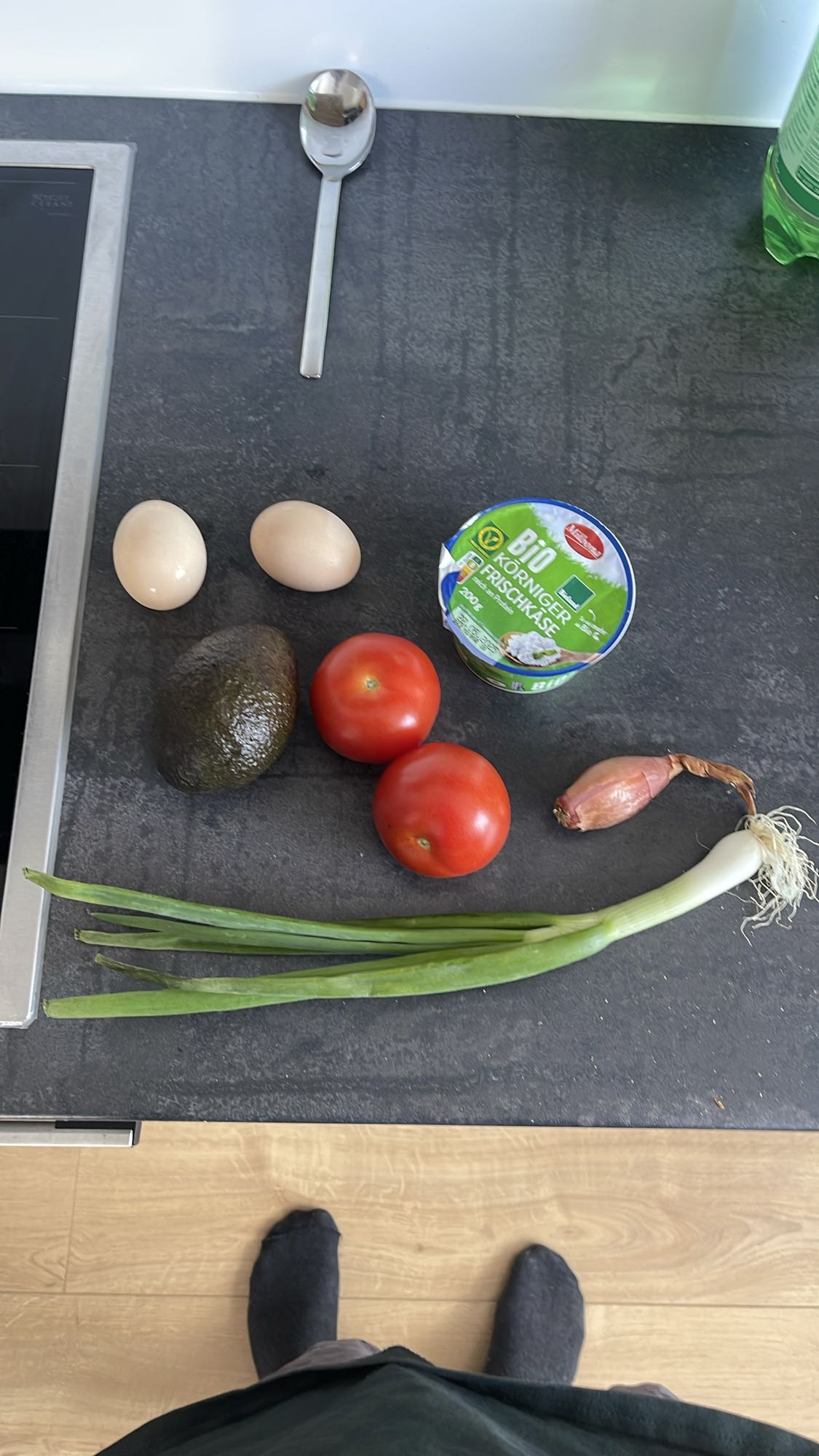 Salade fraîche avocat-œufs