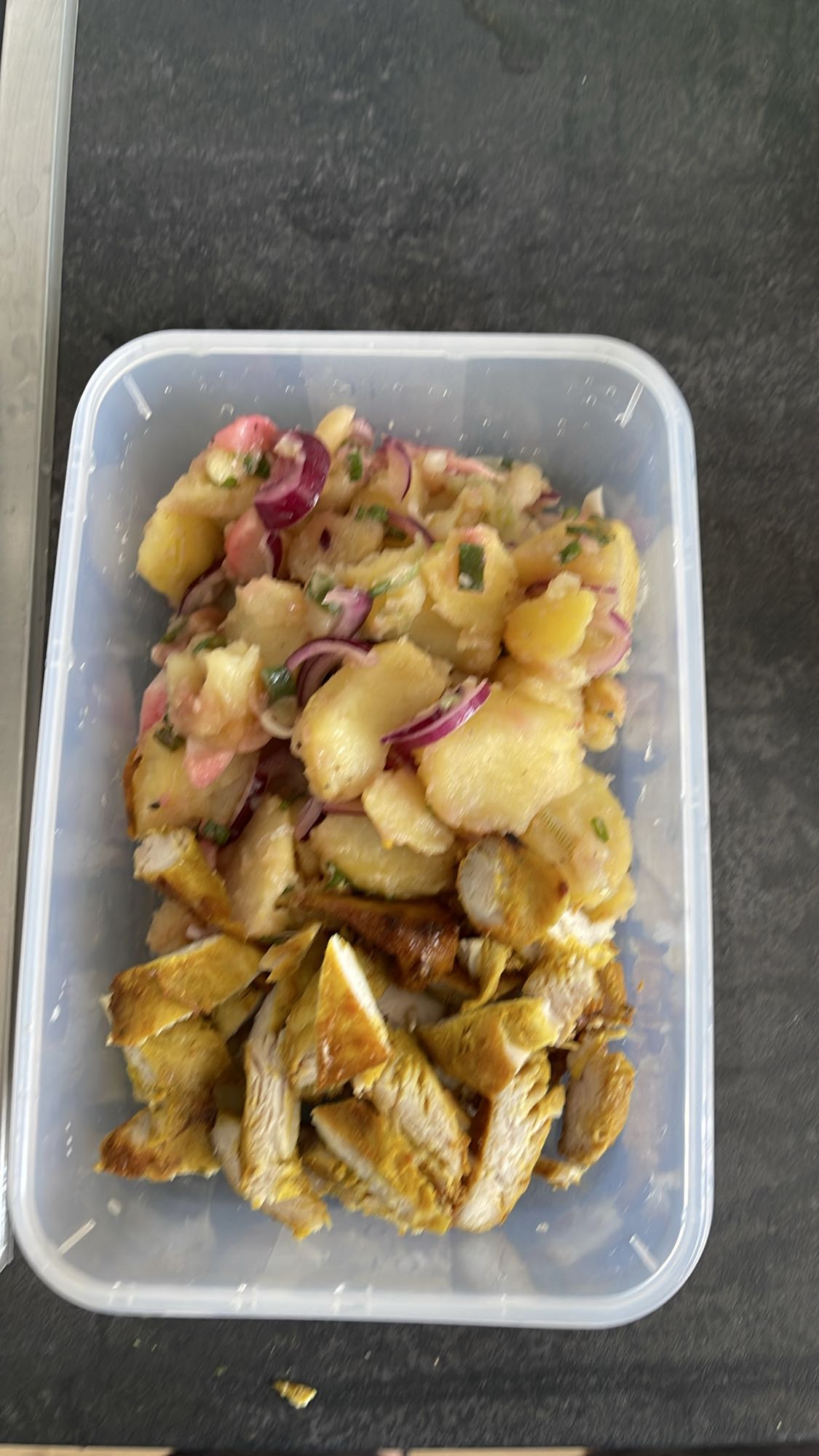 Poulet et salade de pommes de terre
