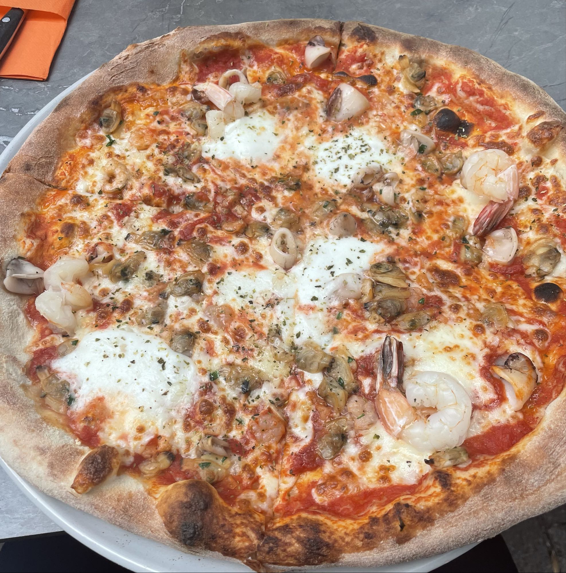 Pizza ai frutti di mare
