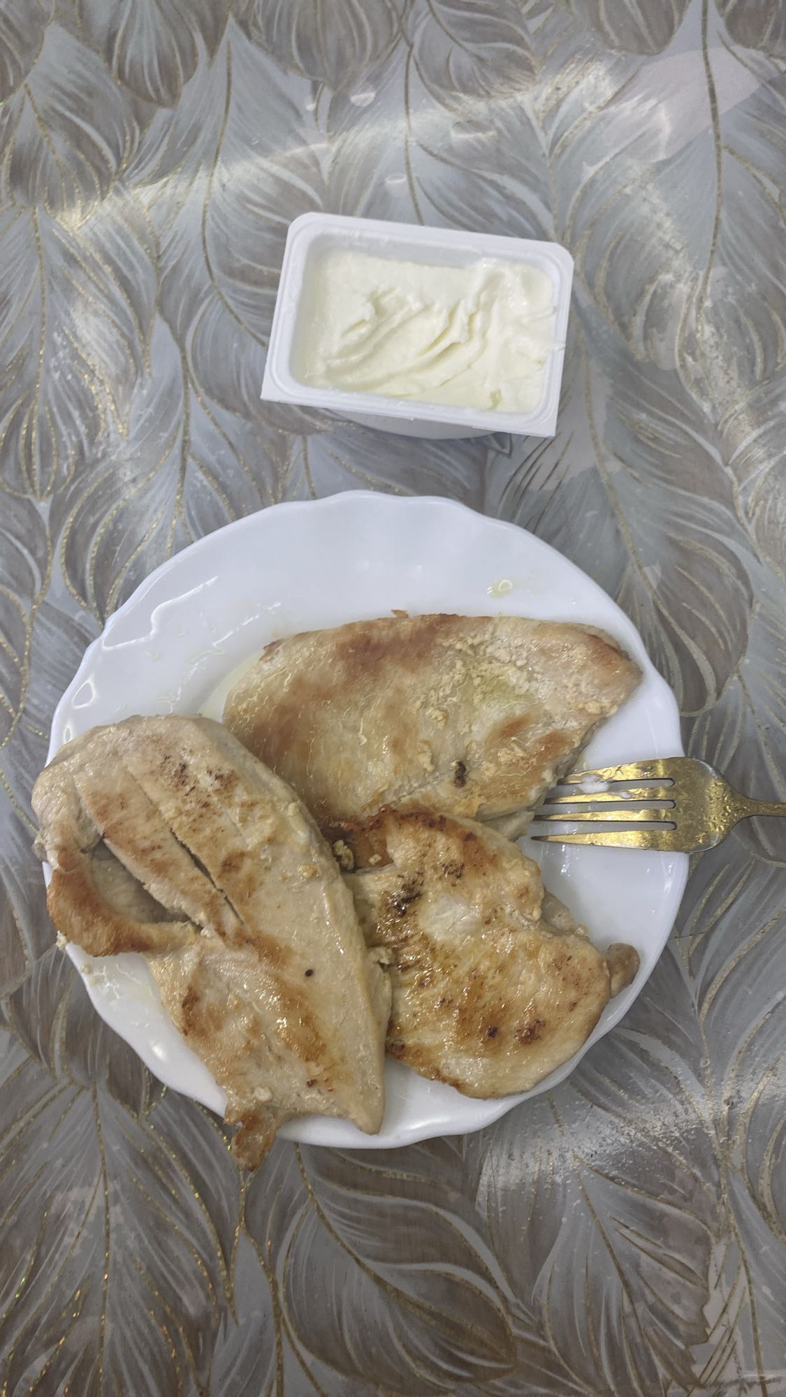 Poulet grillé et yaourt