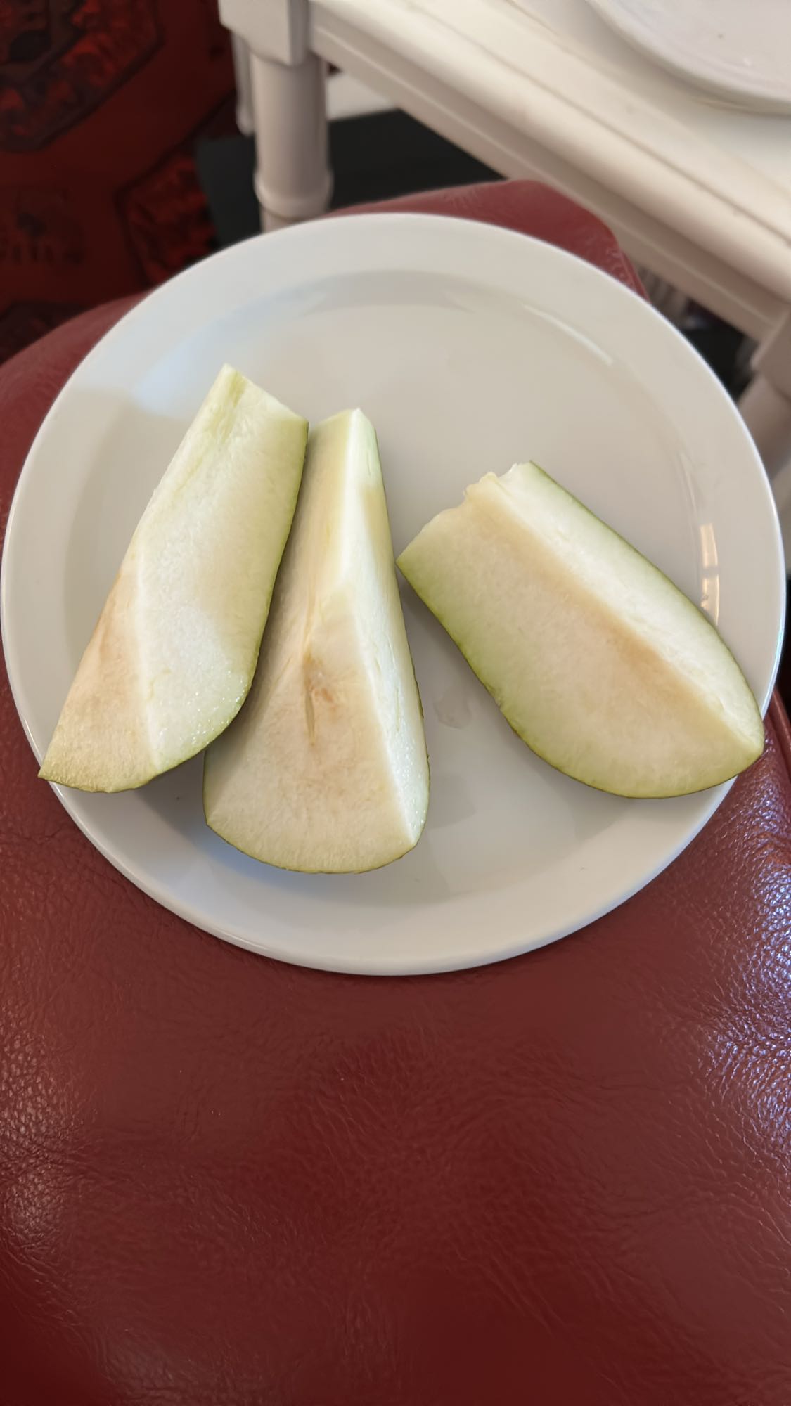 Gröna äppelklyftor