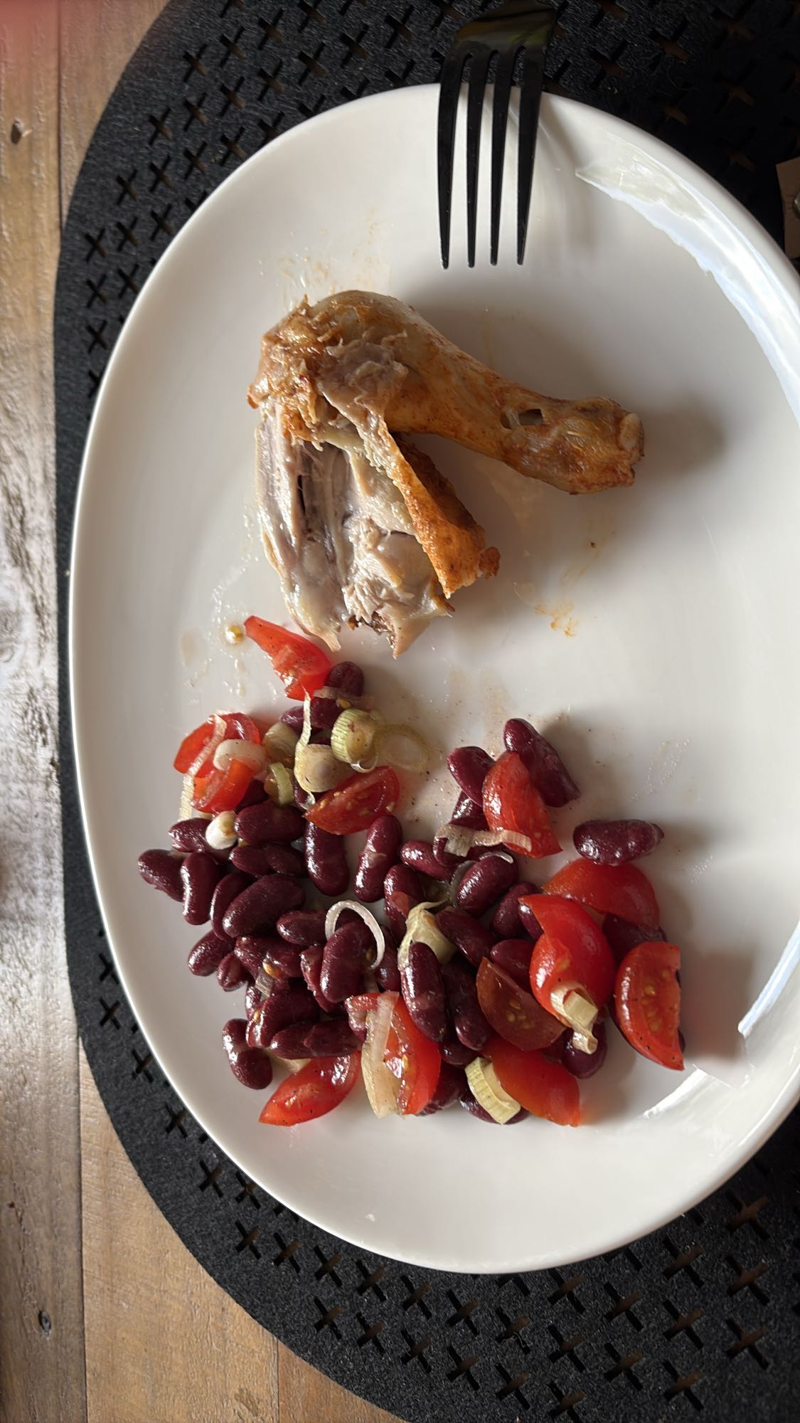 Kyckling med bönsallad