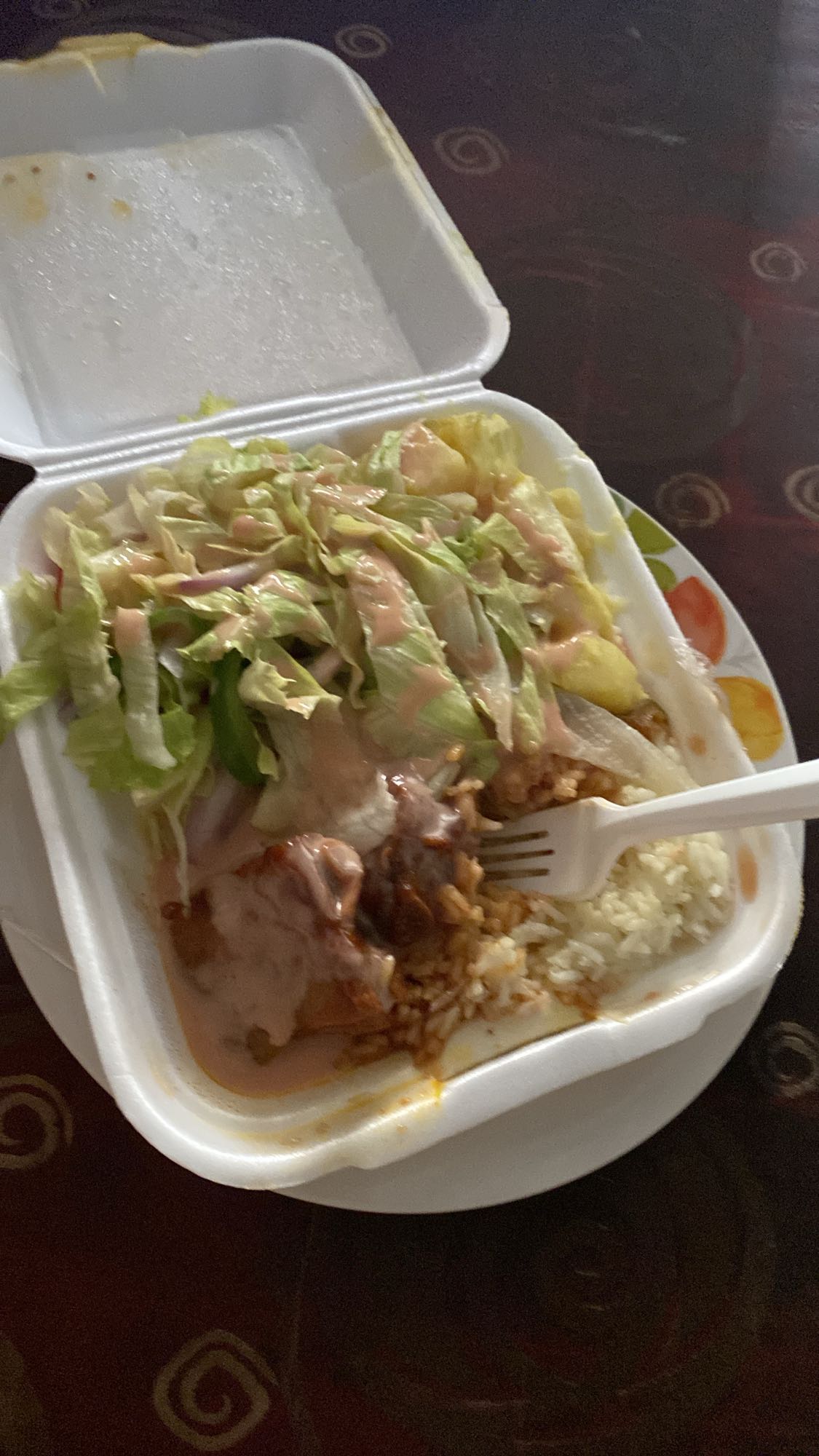 Pollo con arroz y ensalada