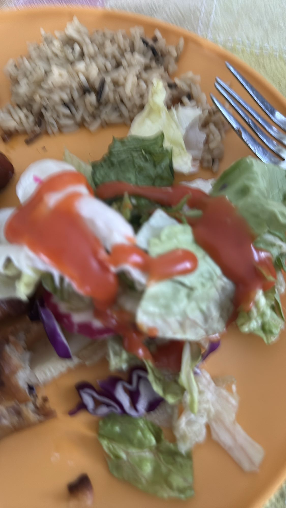 Salade et riz sauvage