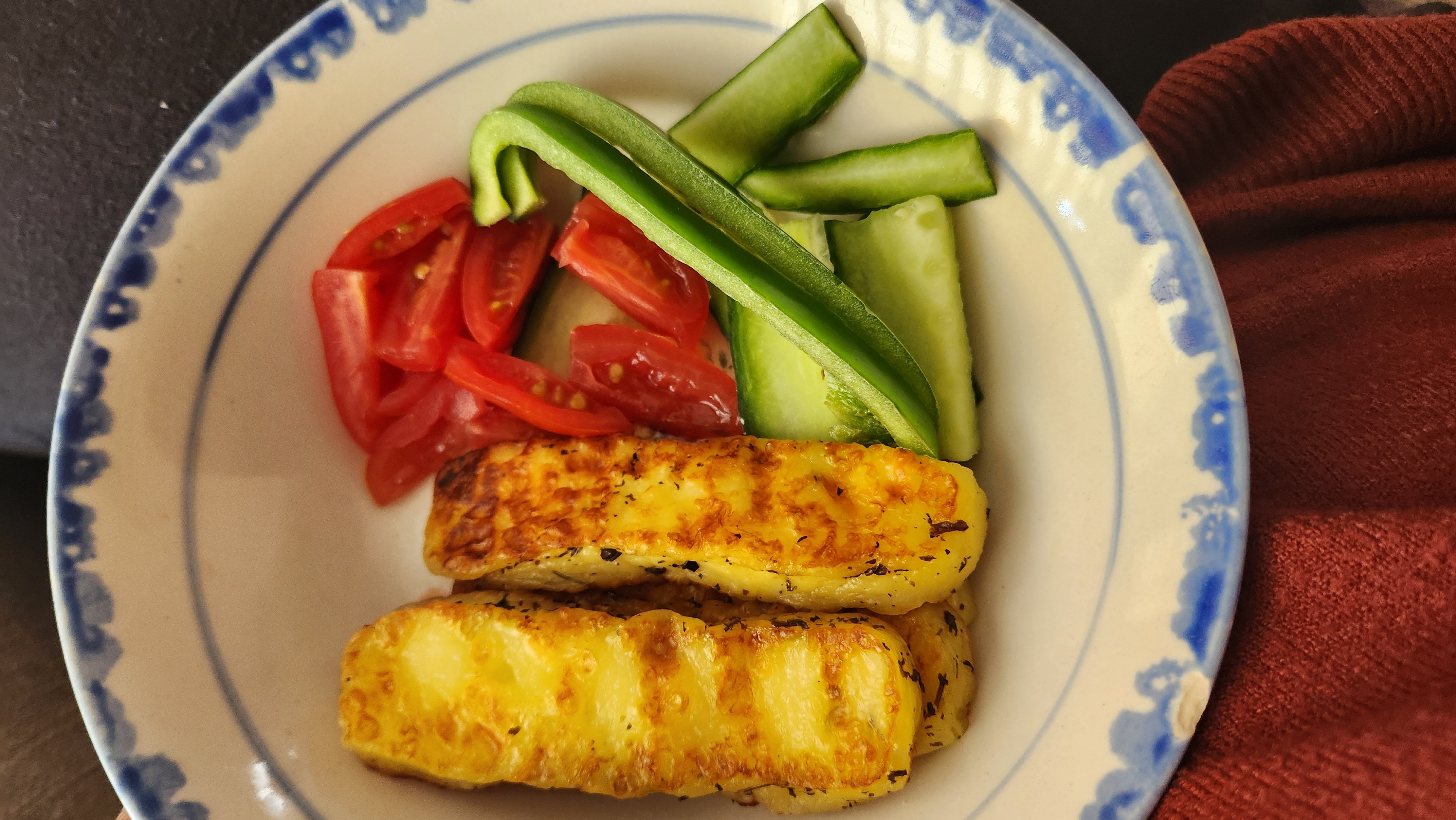 Grilled Halloumi Salad Plate