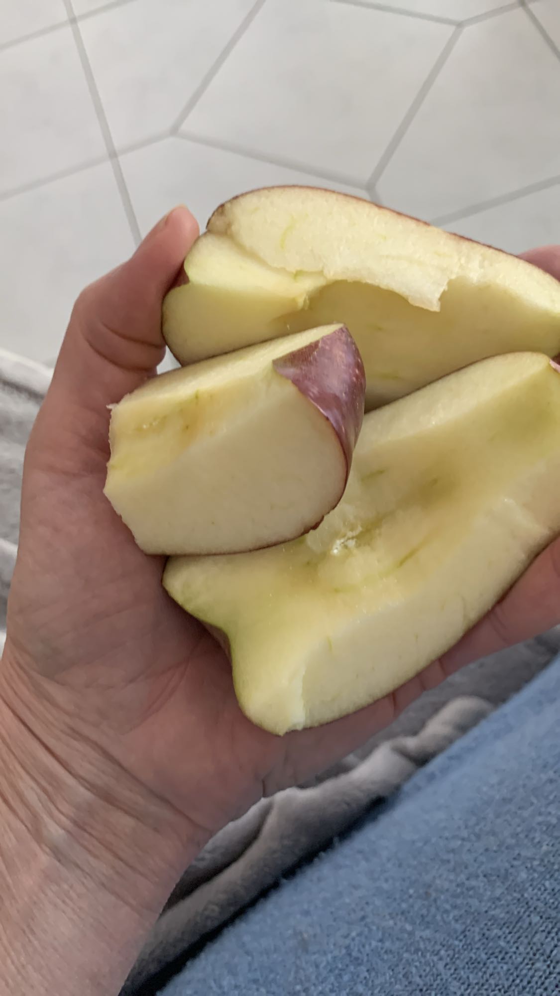 Manzana en trozos