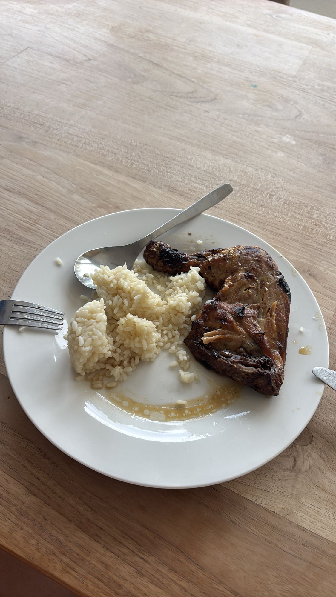 Grilled chicken with rice