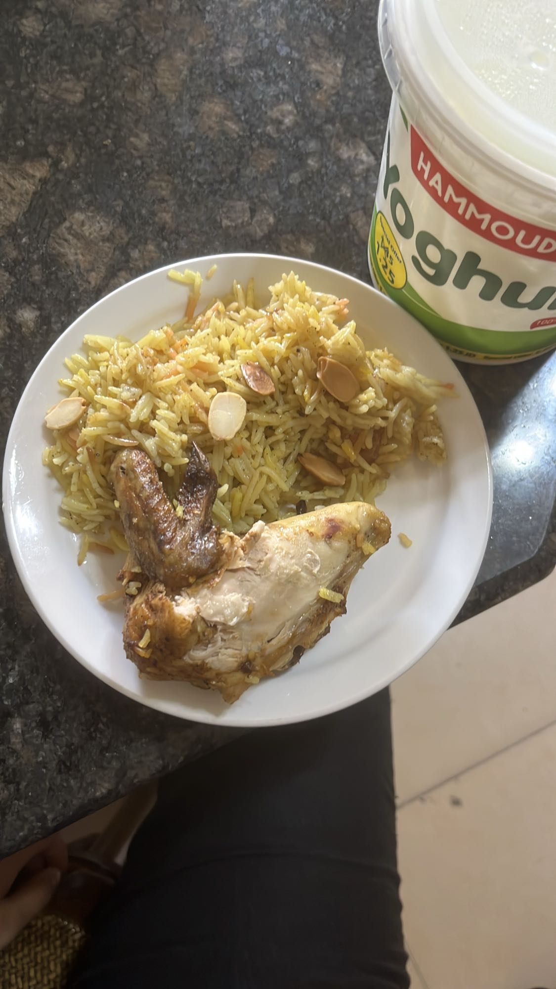 Chicken rice with yoghurt
