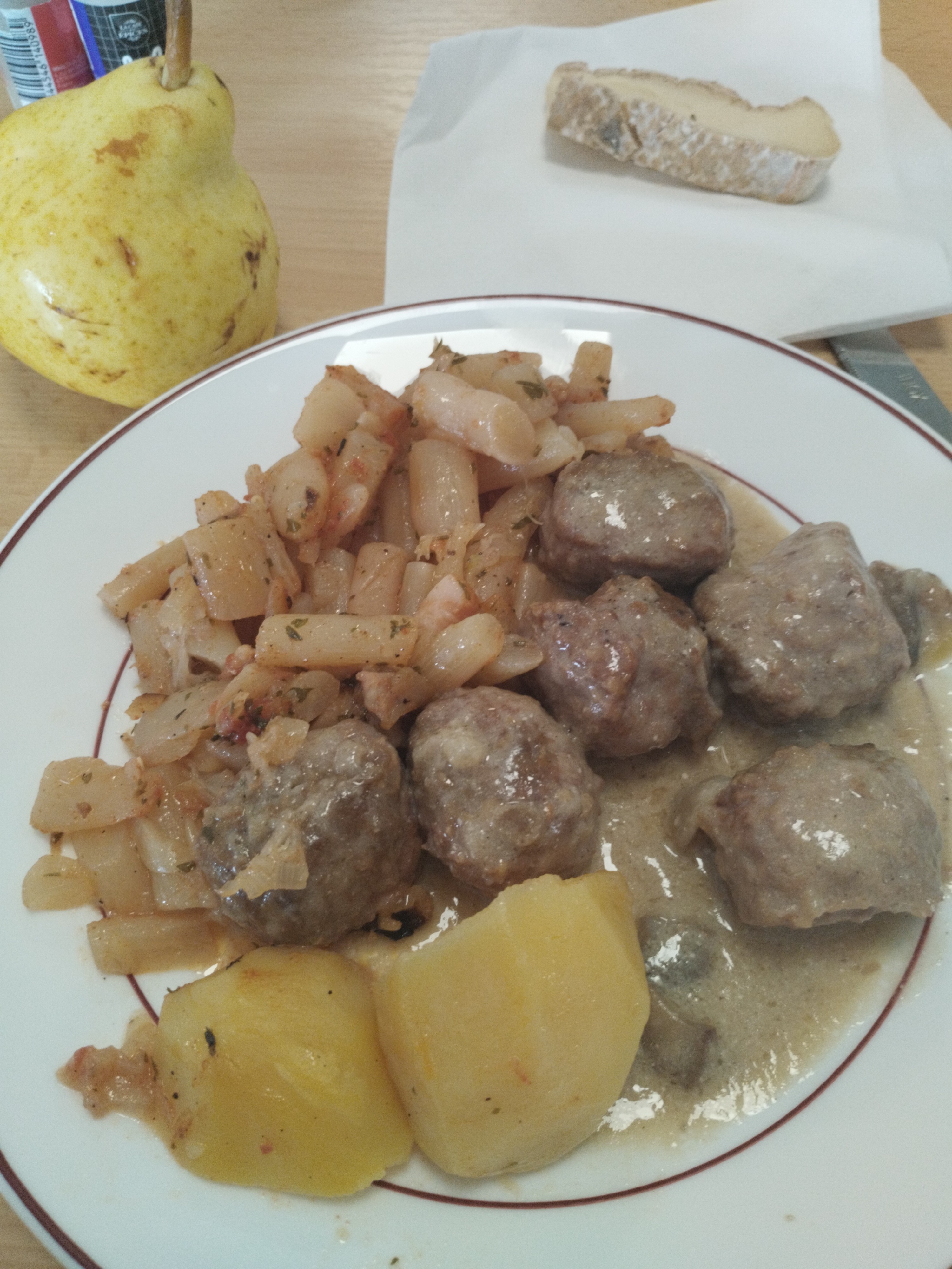 Boulettes et légumes