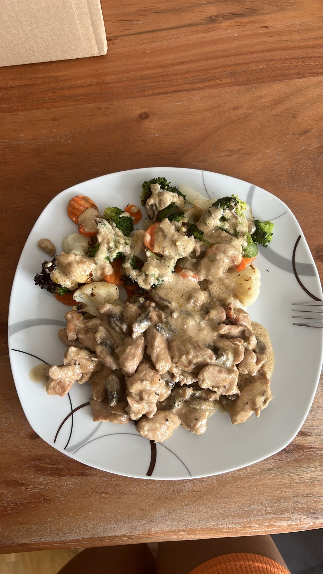 Kremalı Et ve Sebzeler