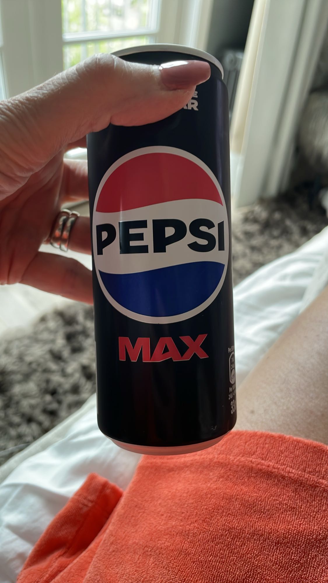 Pepsi Max burk