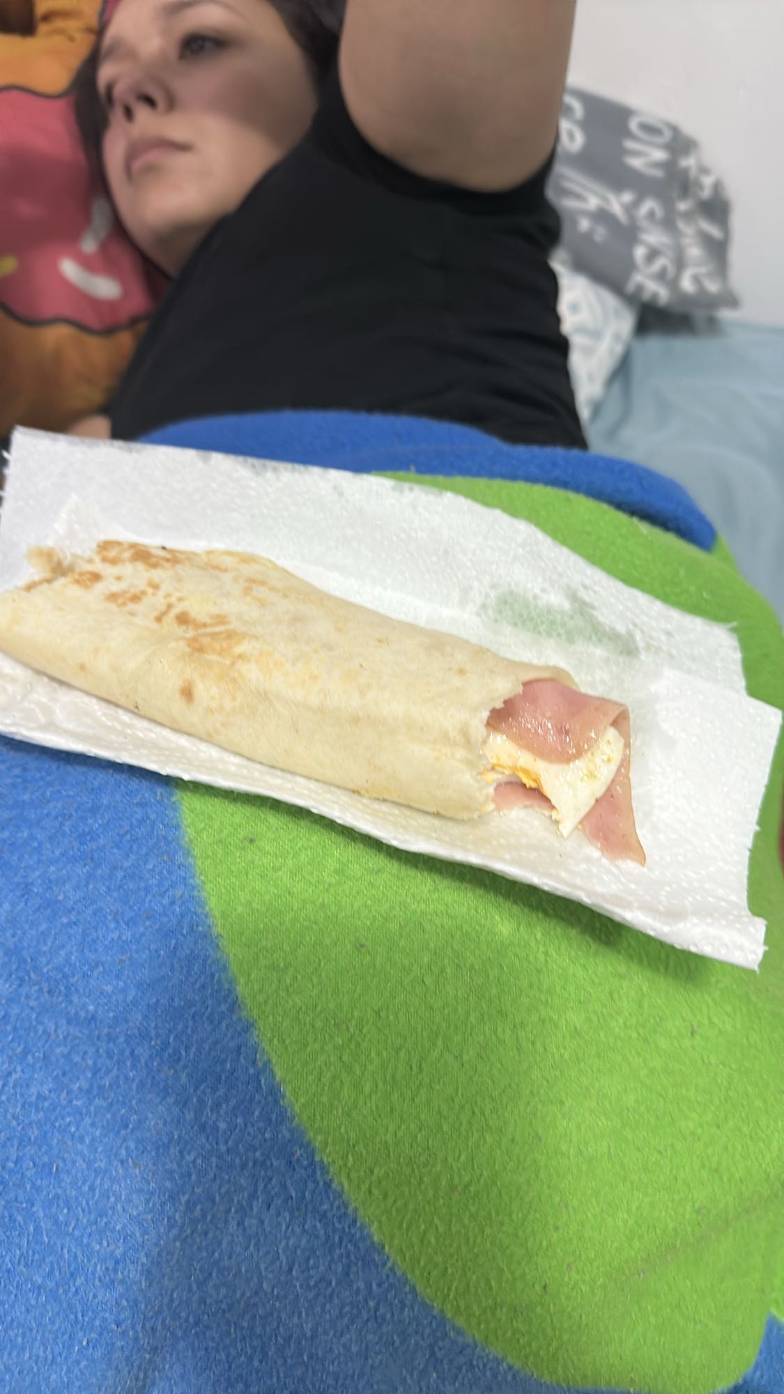 Wrap de jamón y huevo