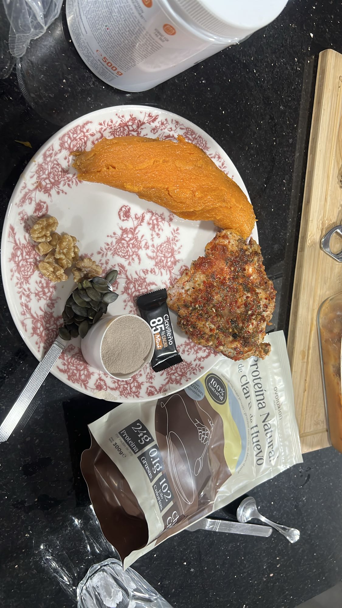 Pollo con camote y nueces