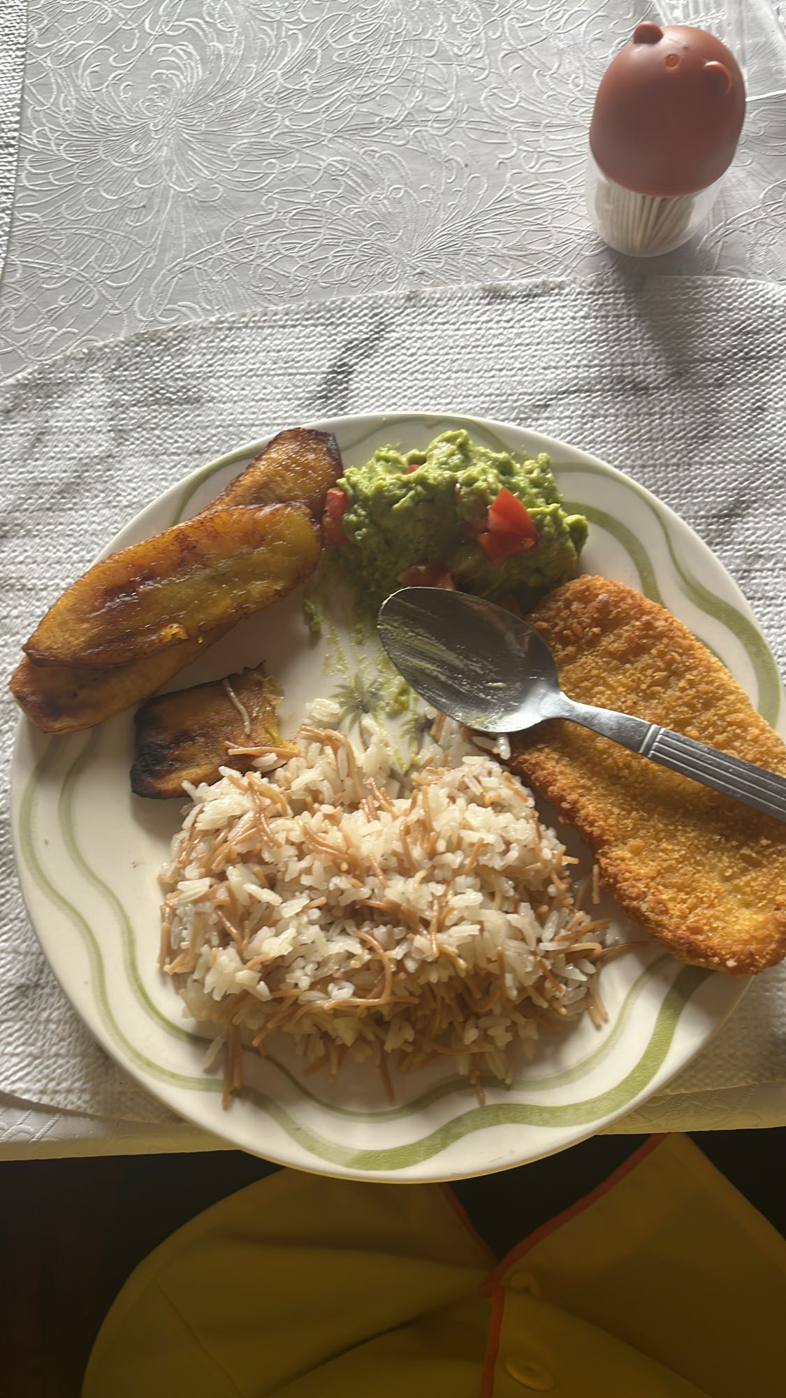 Arroz con plátano y pescado