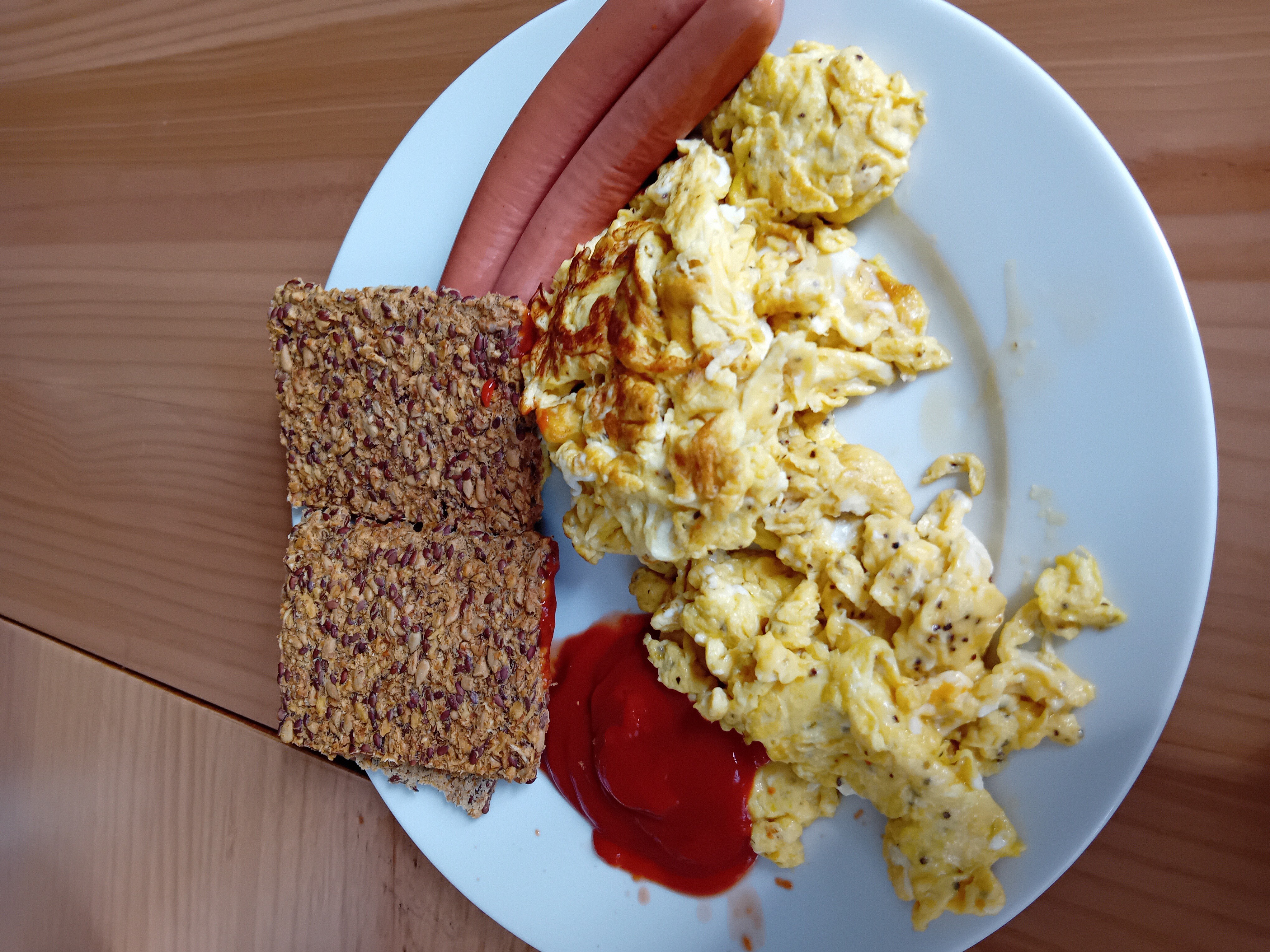 Ägg och korv tallrik