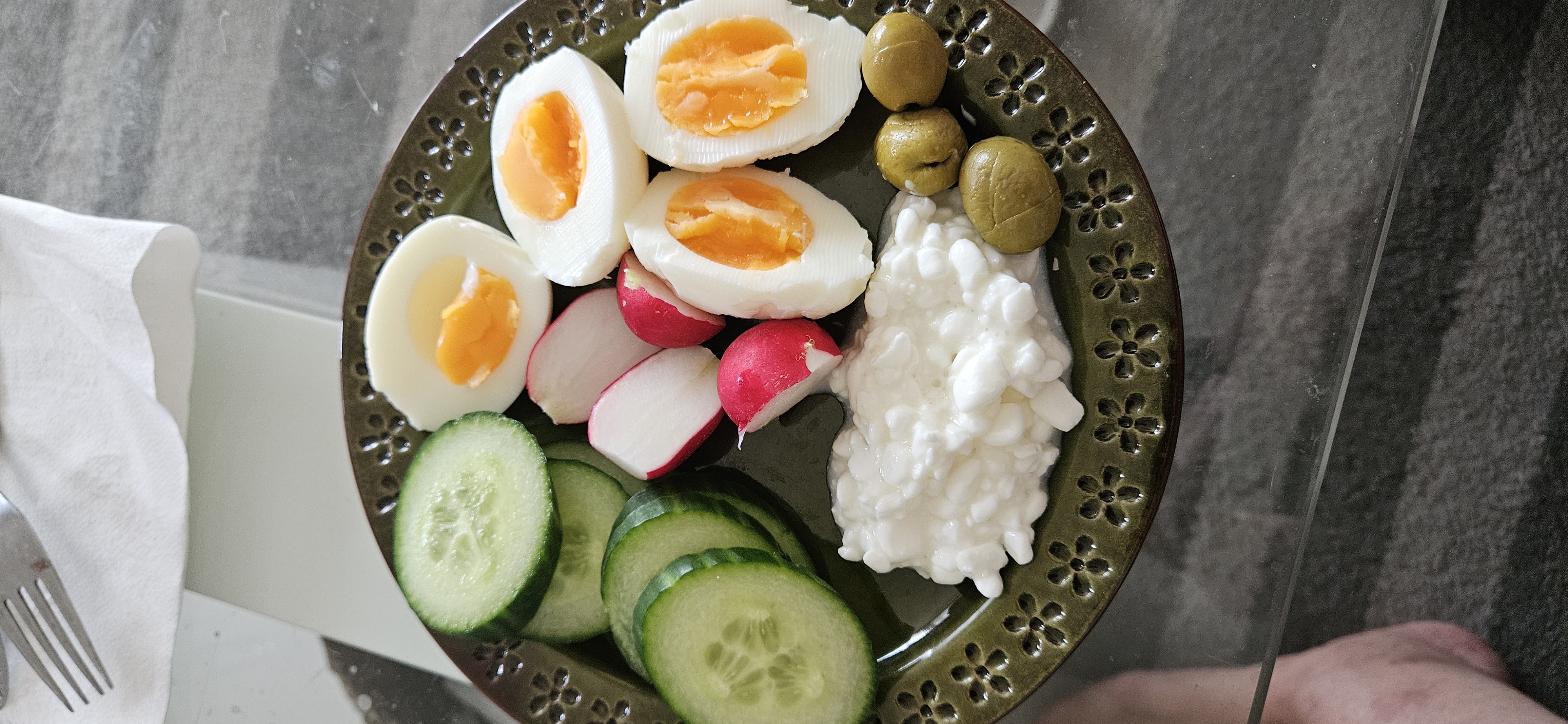 Ägg och grönsaksfat