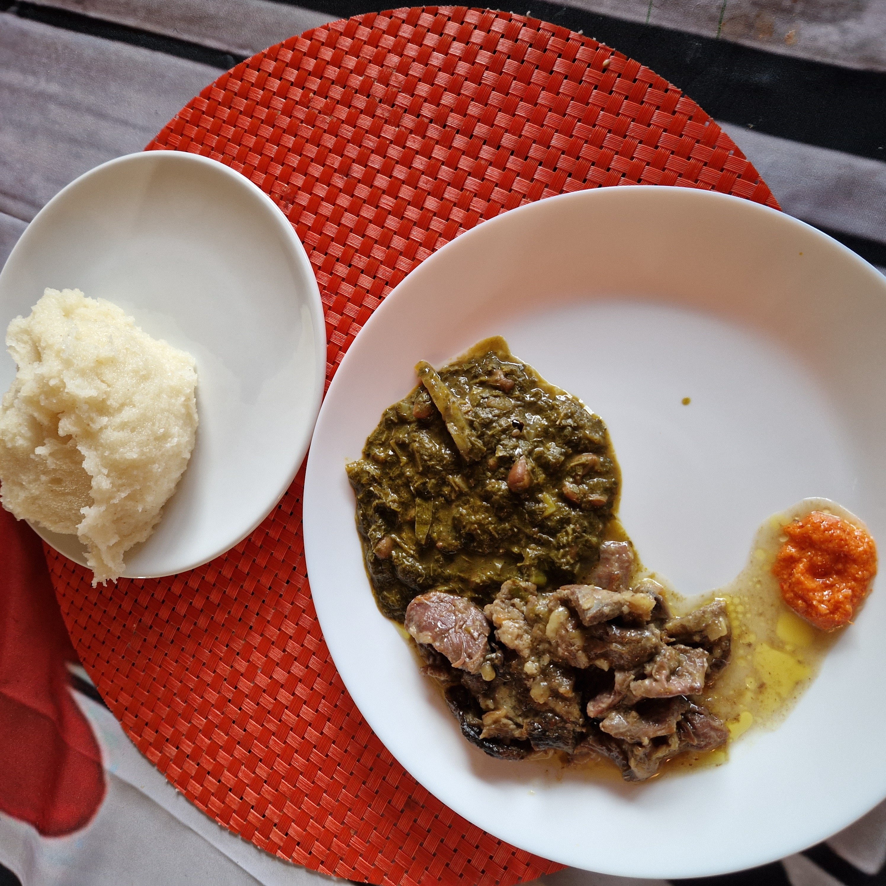 Fufu et sauce légumes