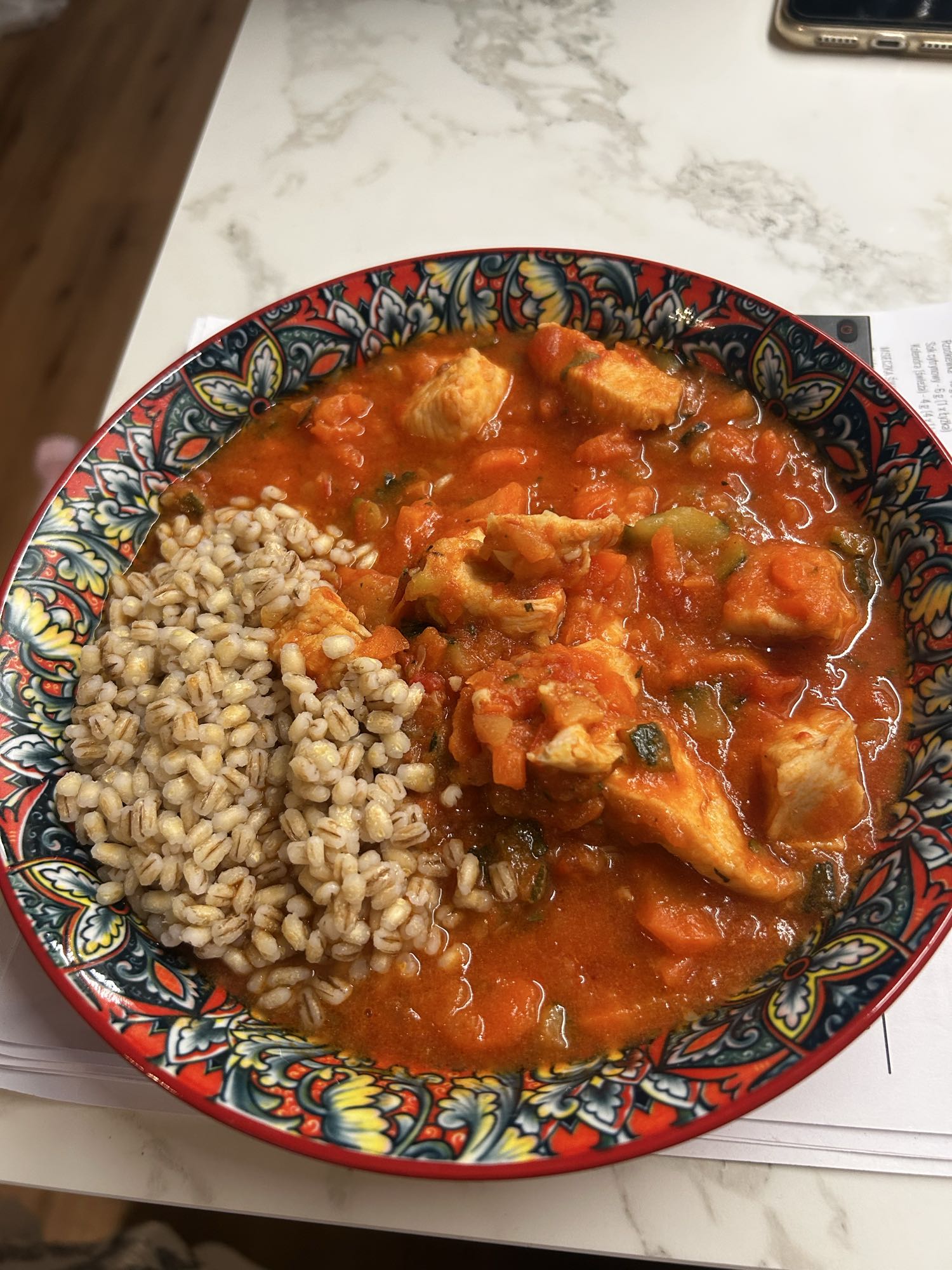 Gulasz z kurczakiem i kaszą