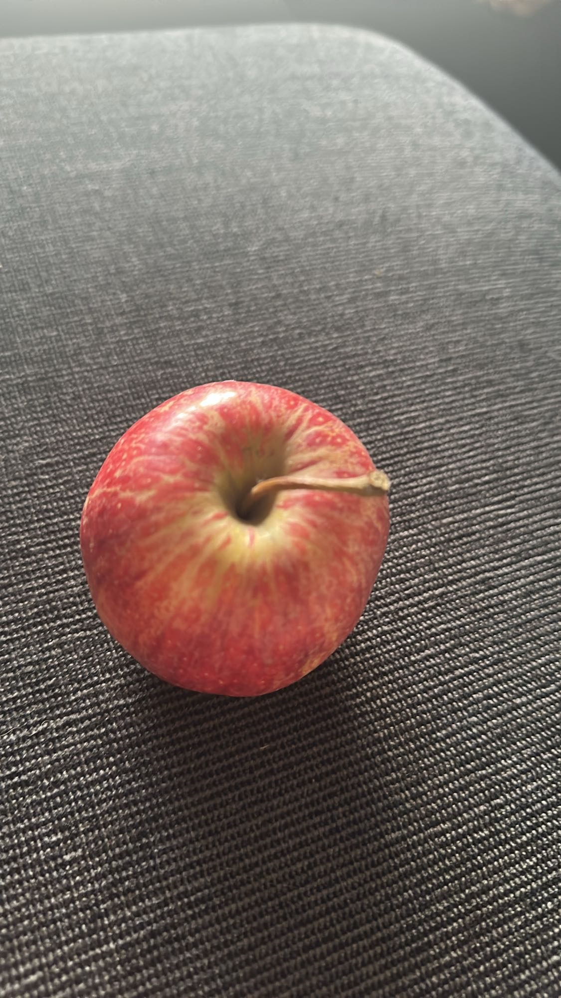 Rött äpple
