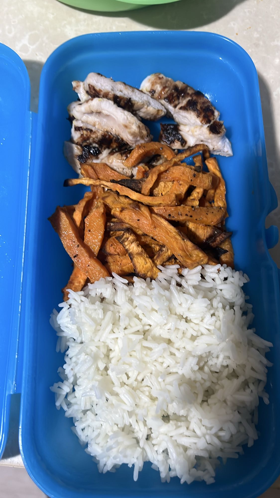 Pollo con arroz y camote