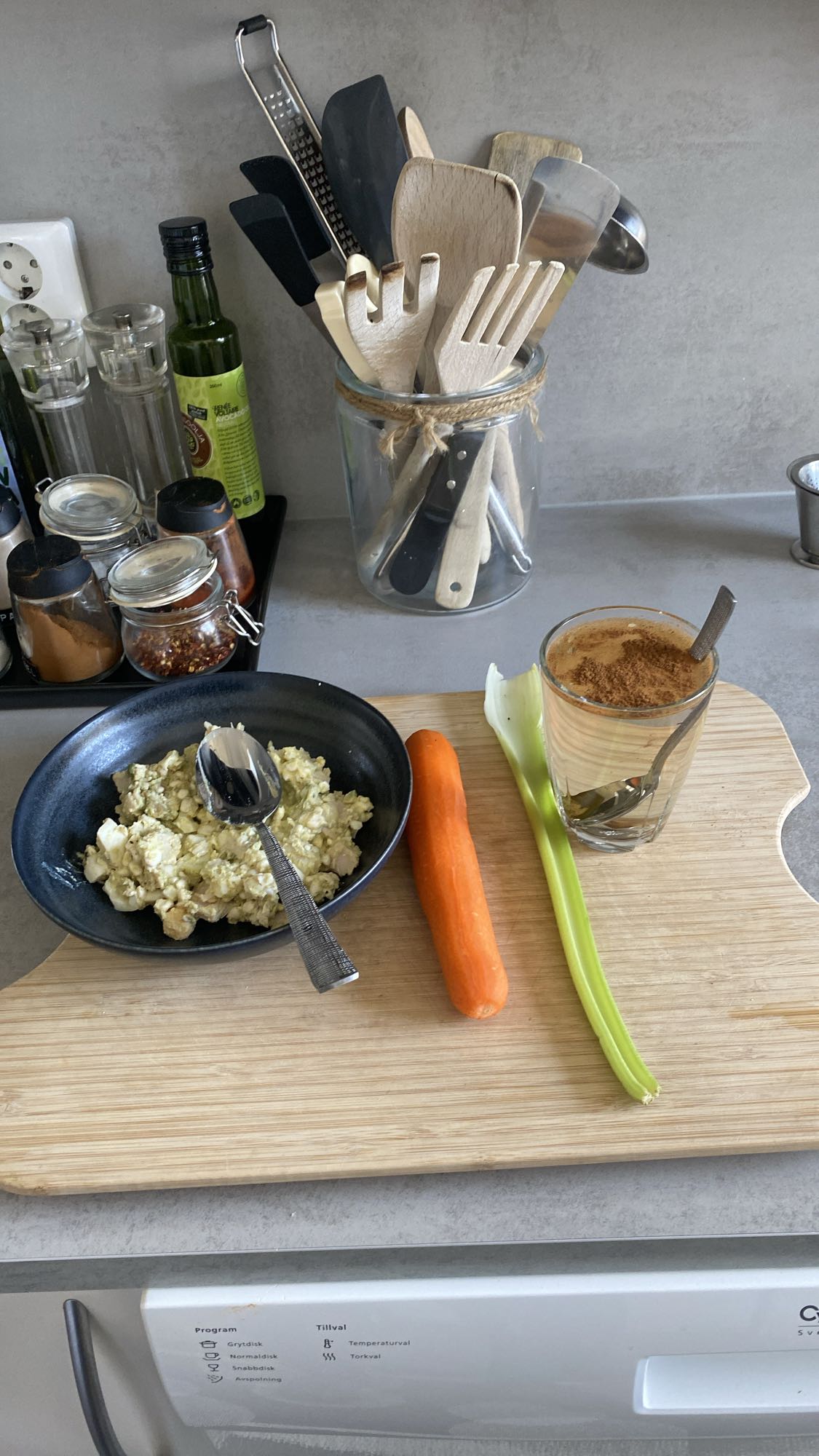 Kyckling avokado kesoröra