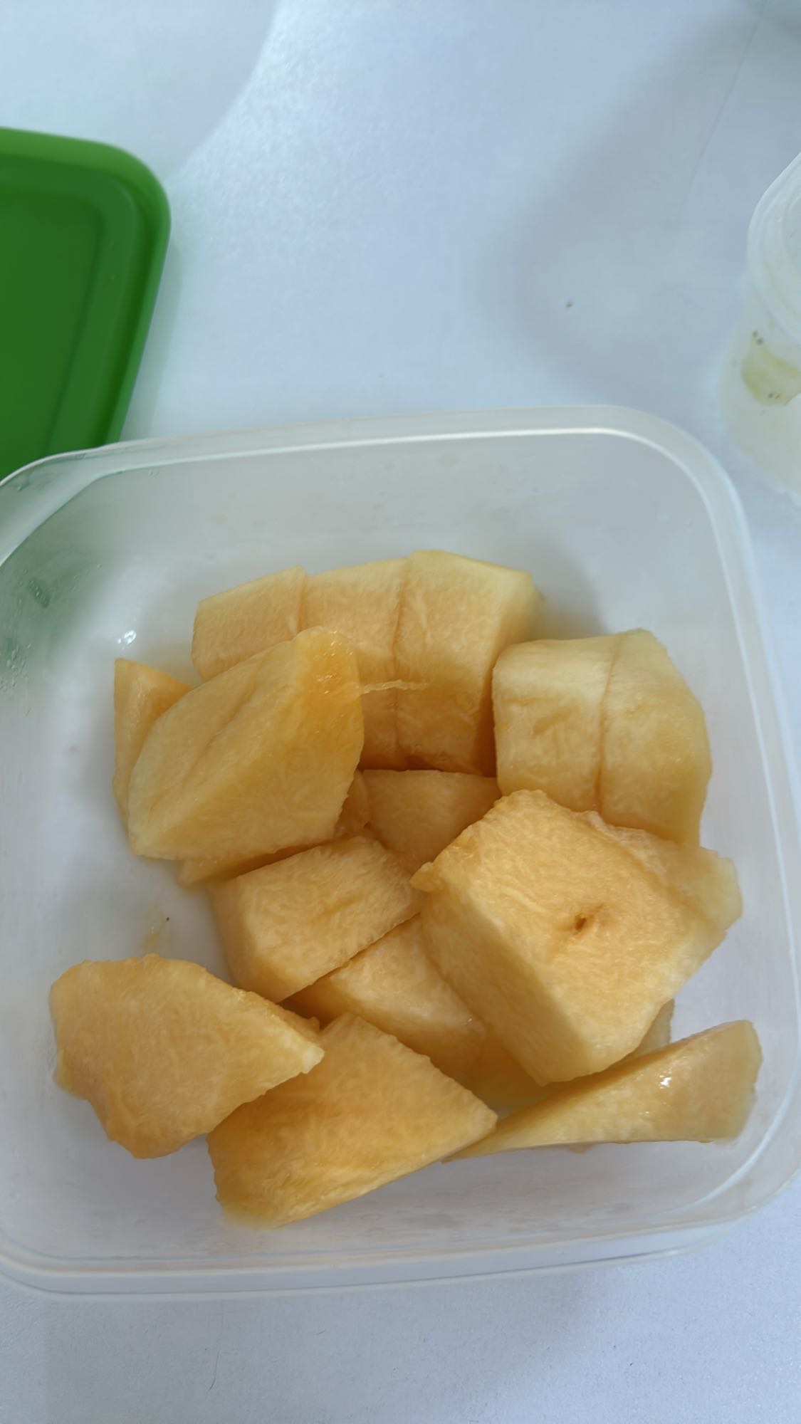 Cantaloupe cubes