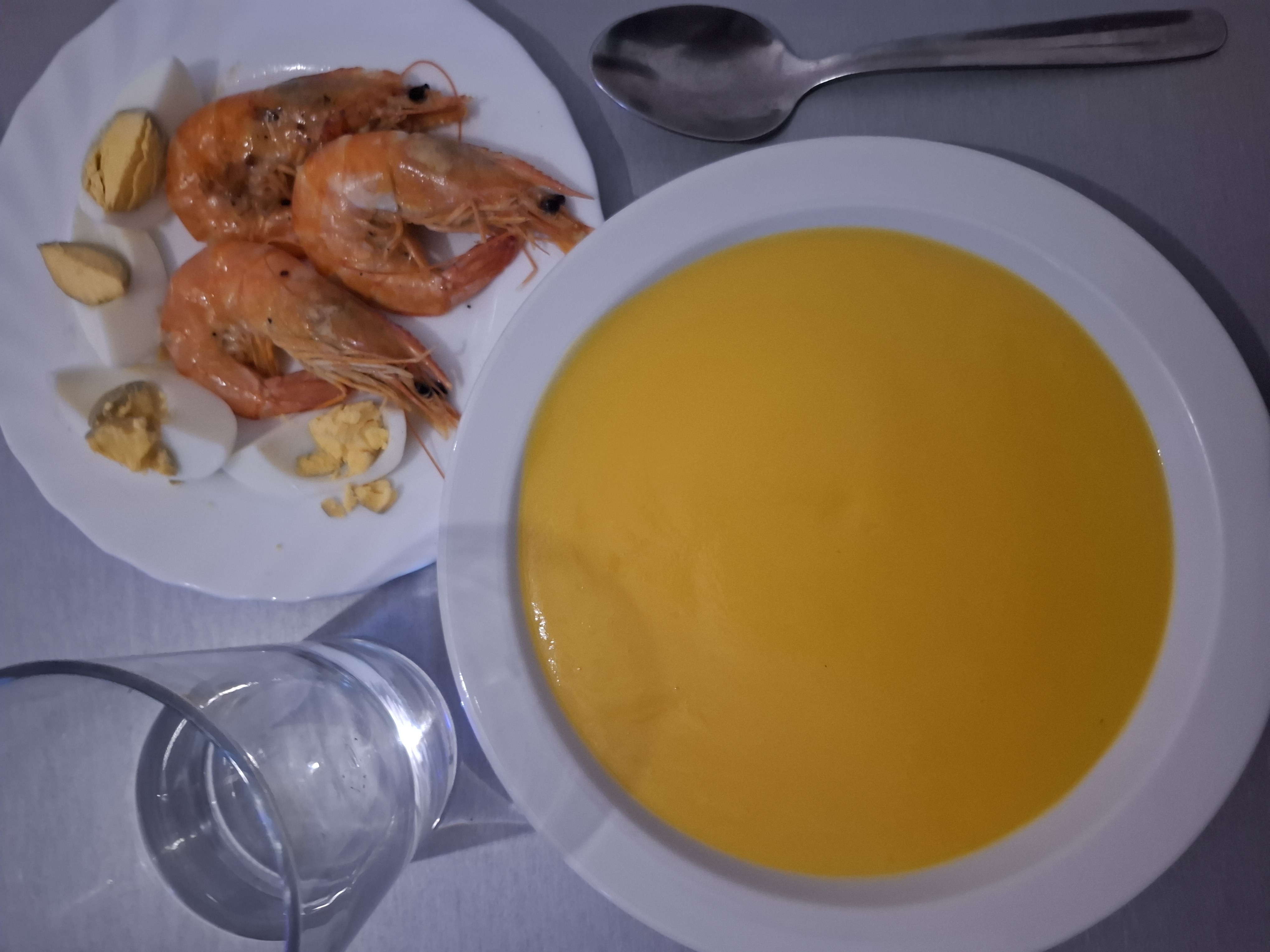 Crema de verduras y mariscos