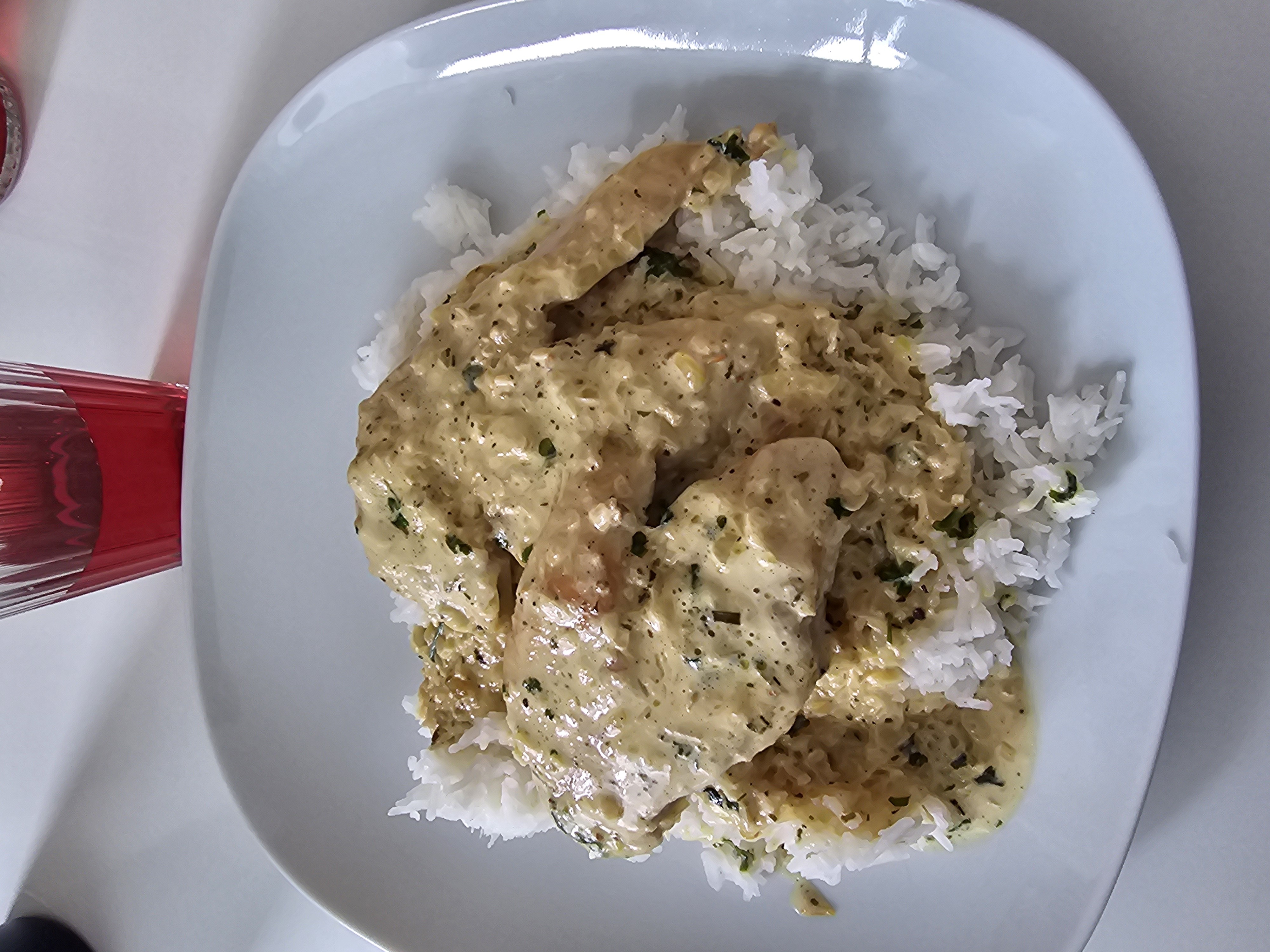 Kyckling med ris och sås