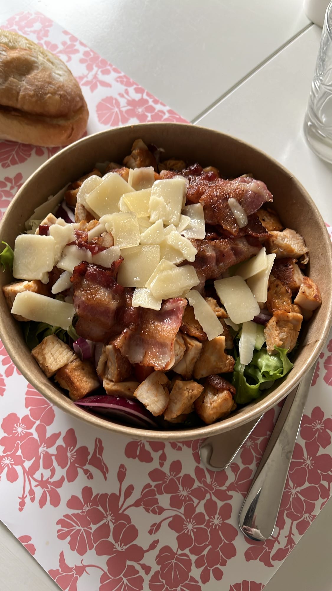 Kycklingsallad med bacon