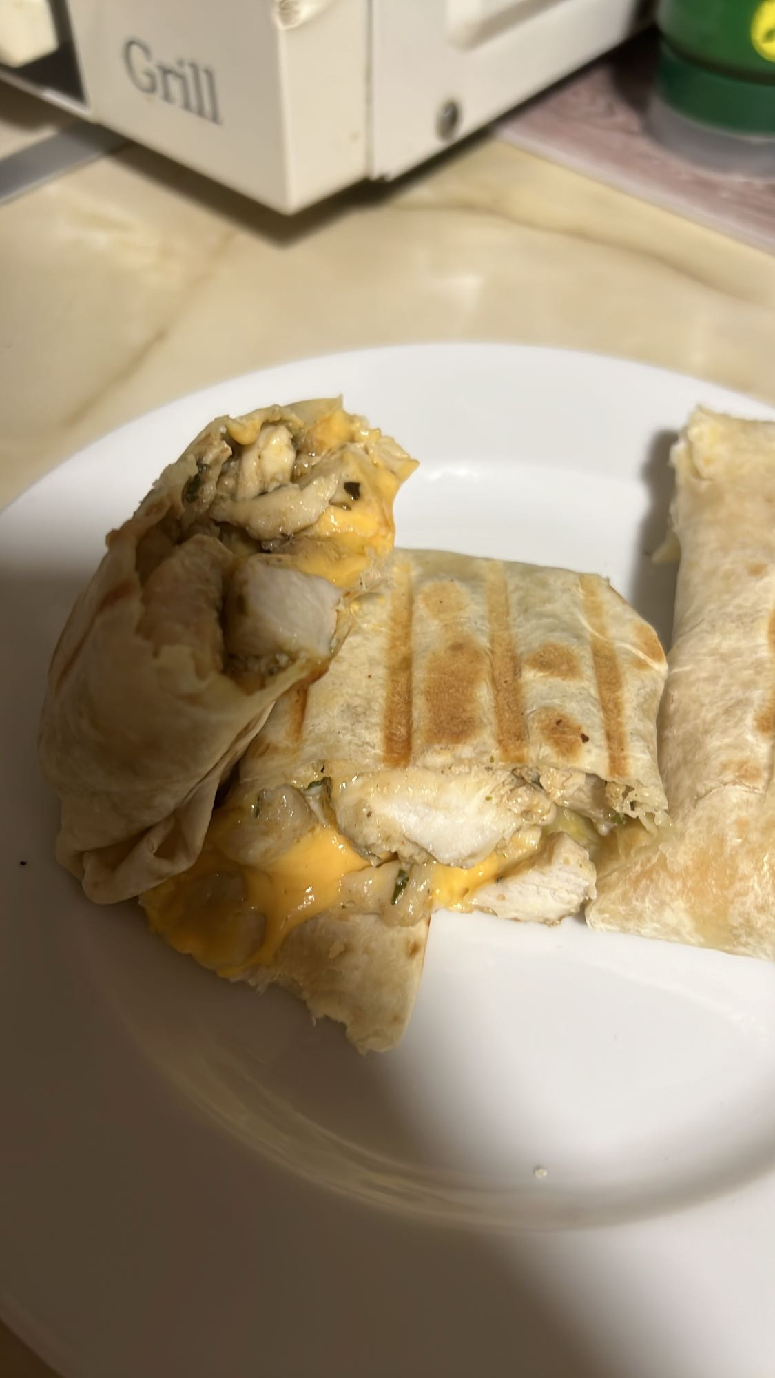 Wrap de pollo y queso