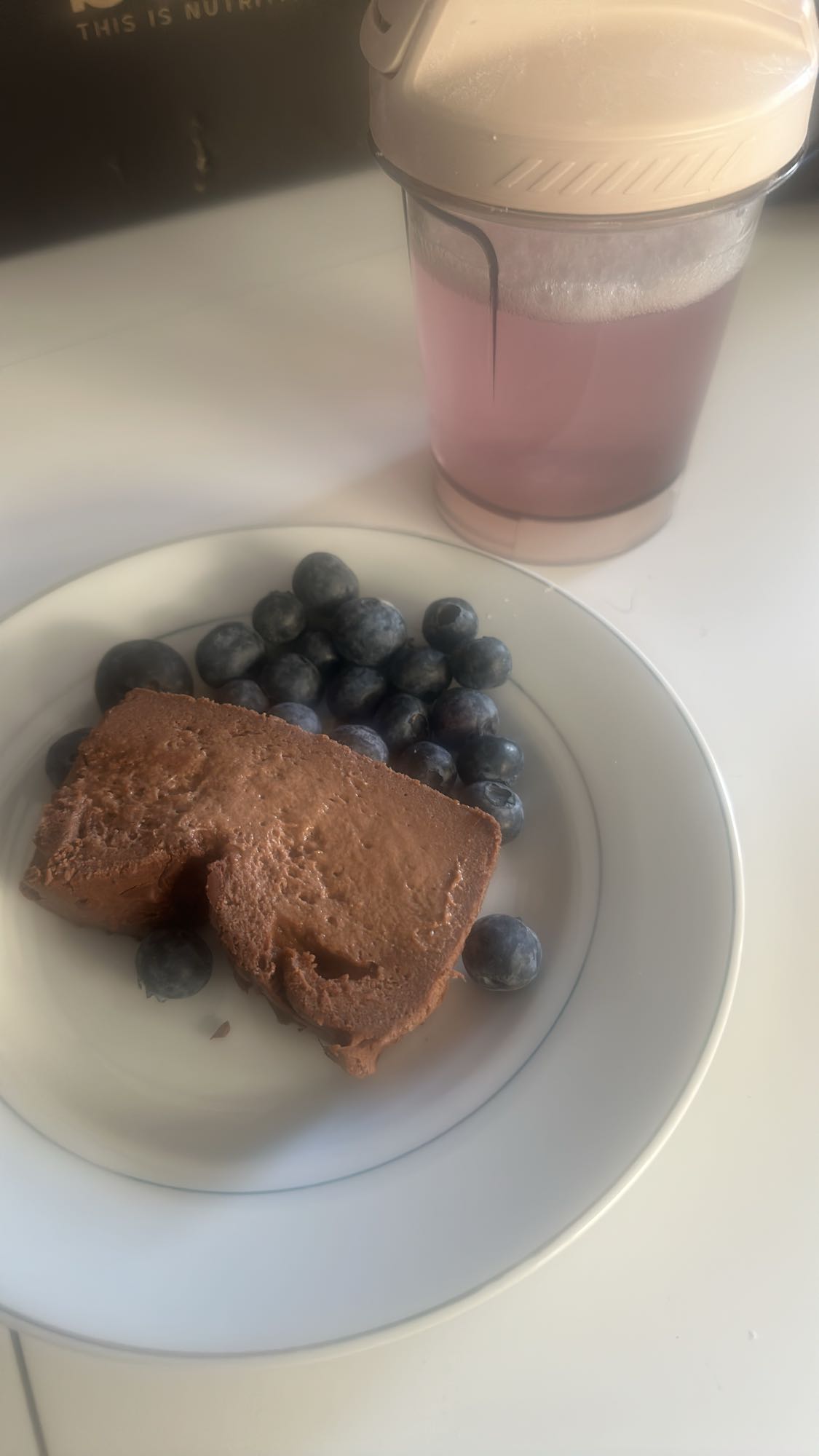 Gâteau chocolat et myrtilles