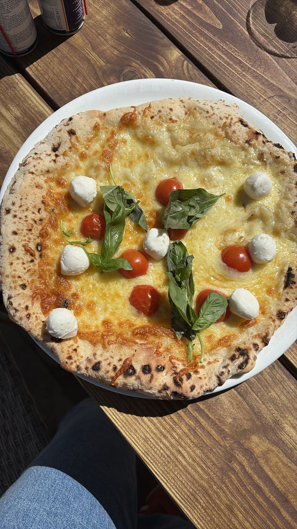 Pizza med mozzarella