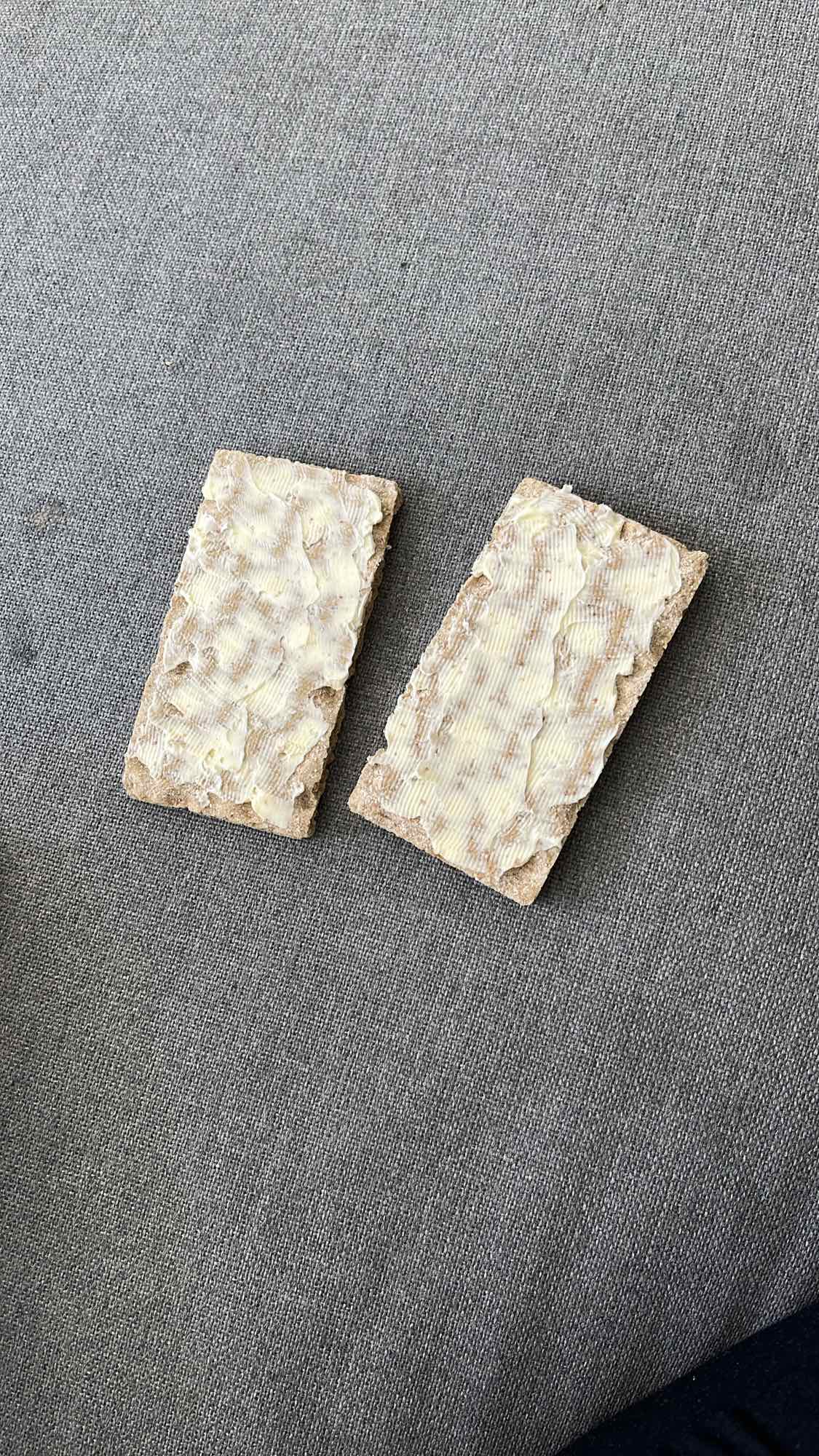 Knäckebröd med smör