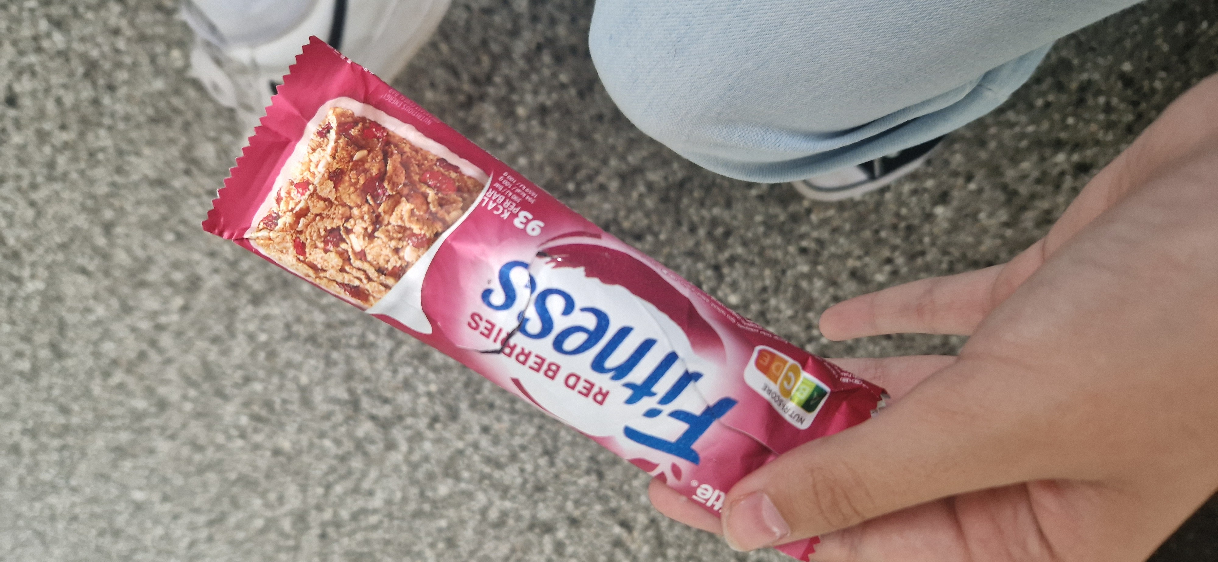 Red Berries Cereal Bar