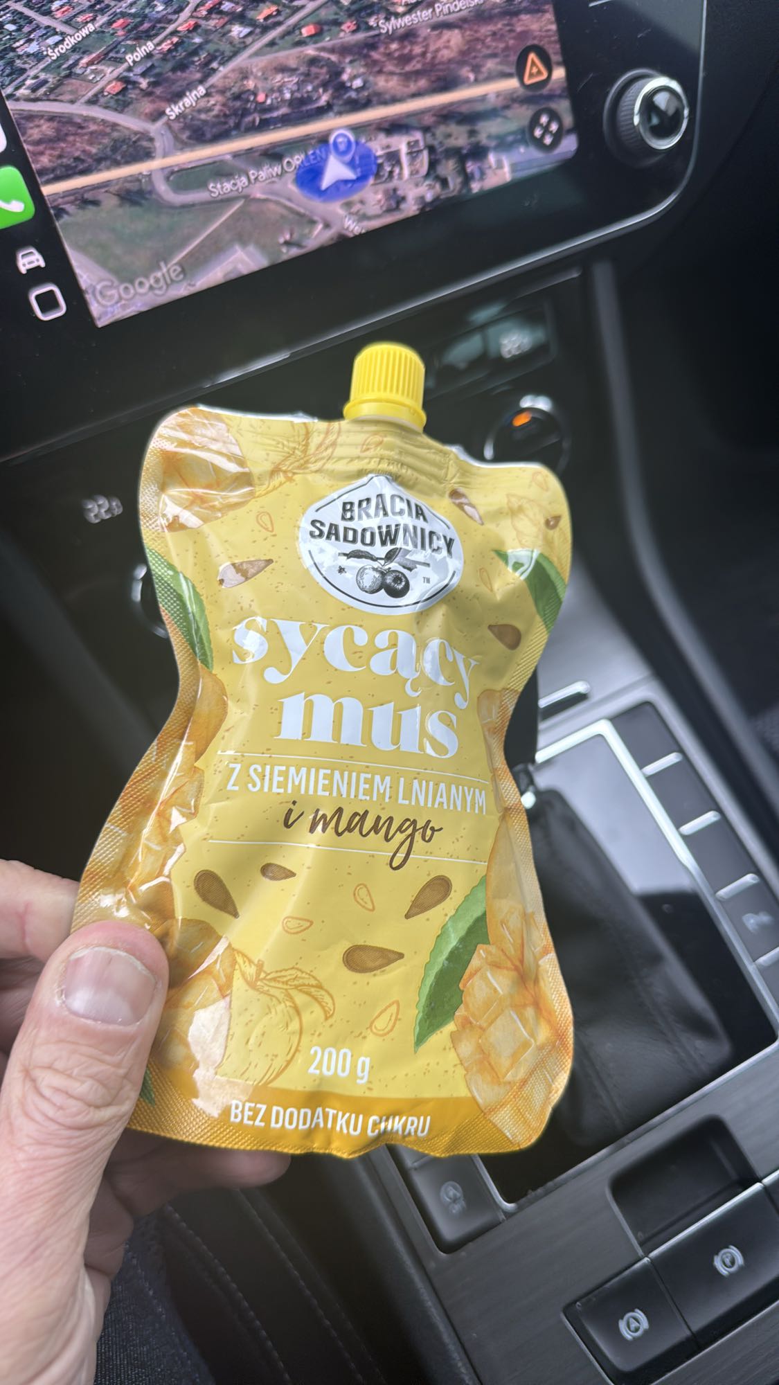 Mus z mango i siemieniem