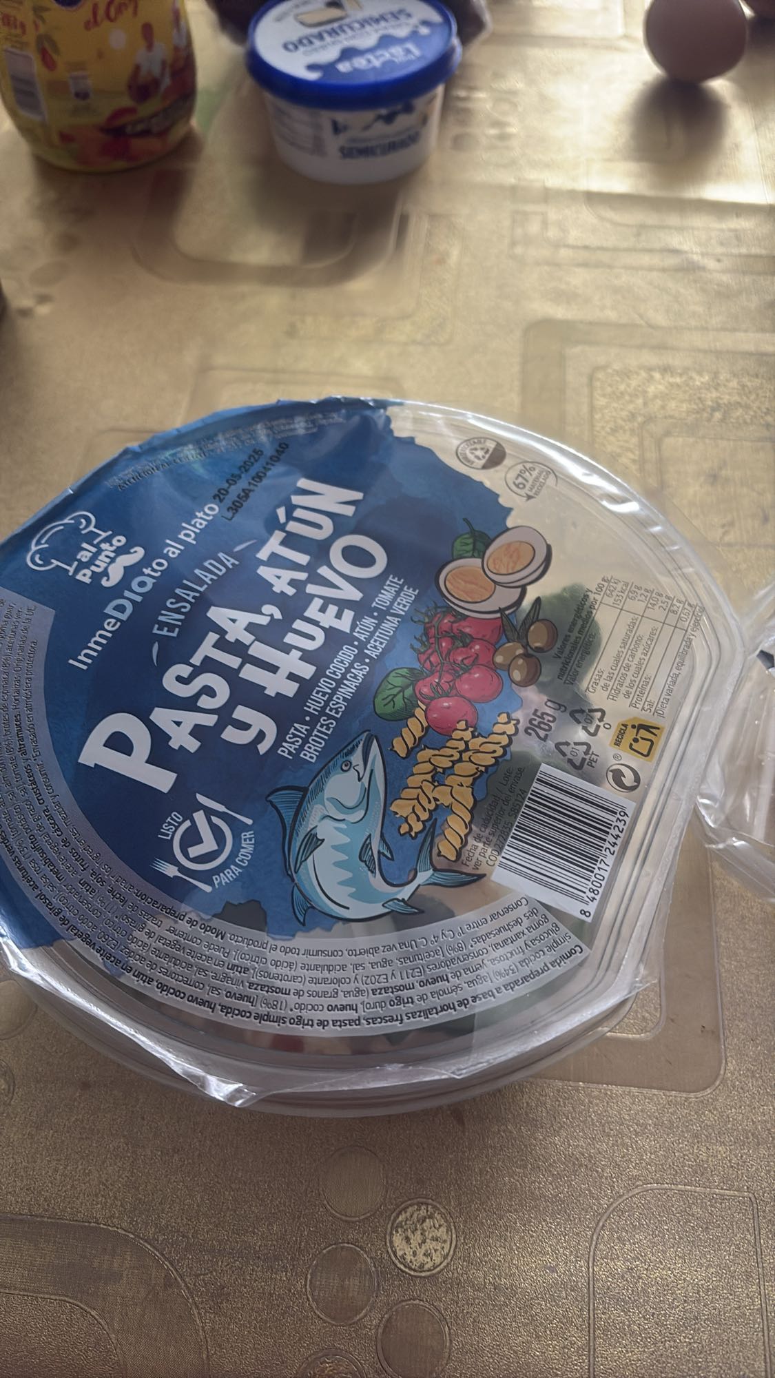 Ensalada pasta atún huevo