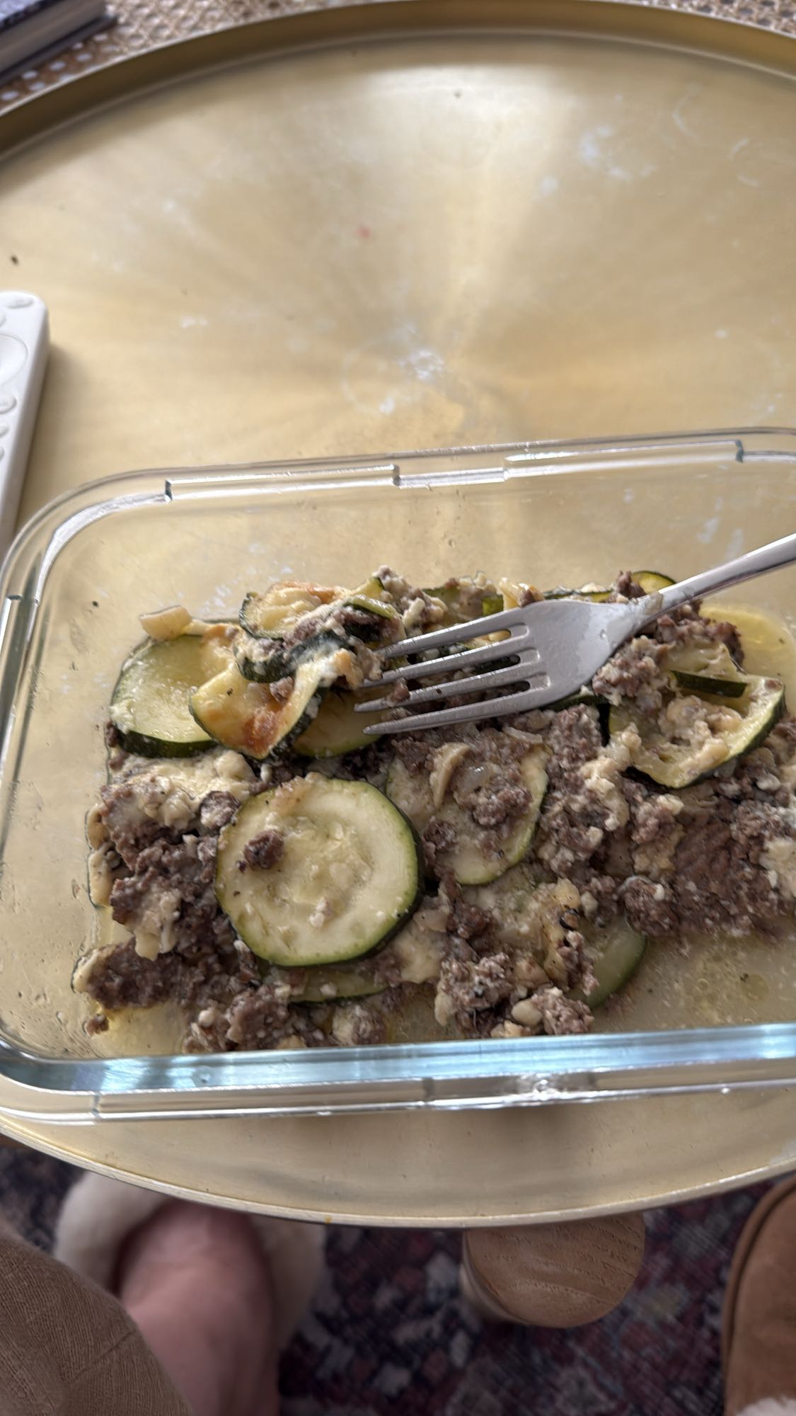 Zucchinigratäng med köttfärs