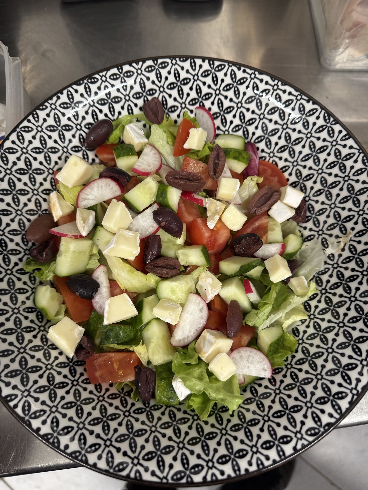 Mediterranean Veggie Salad
