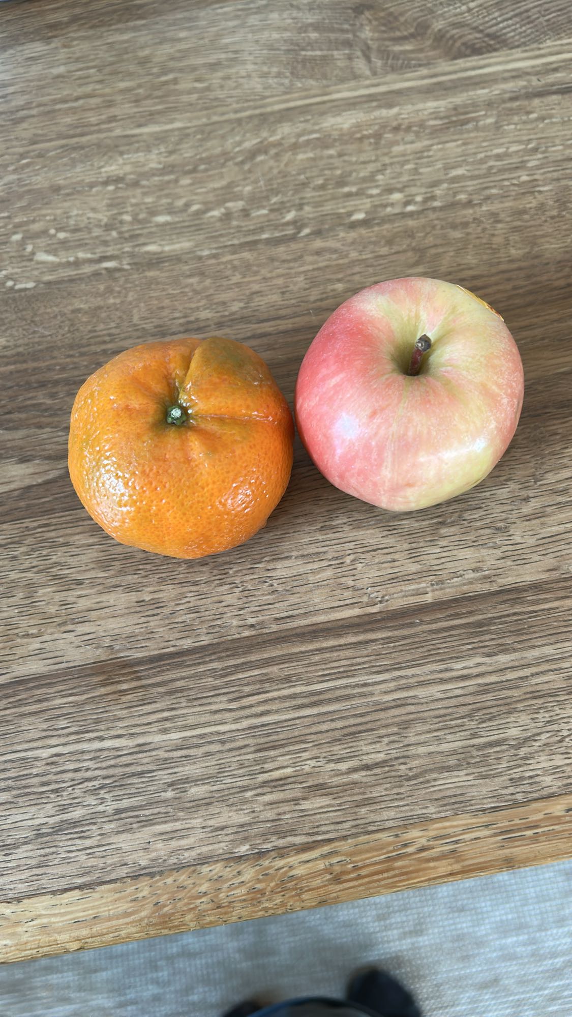 Äpple och clementin