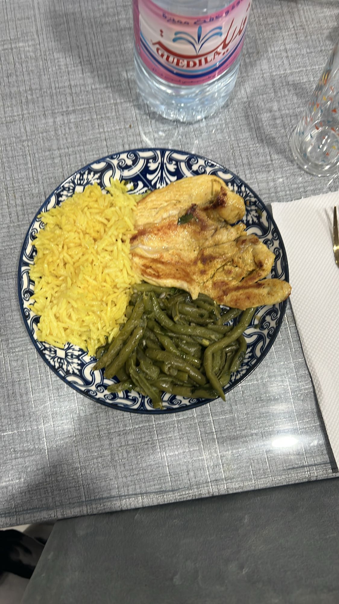 Poulet, riz et haricots verts