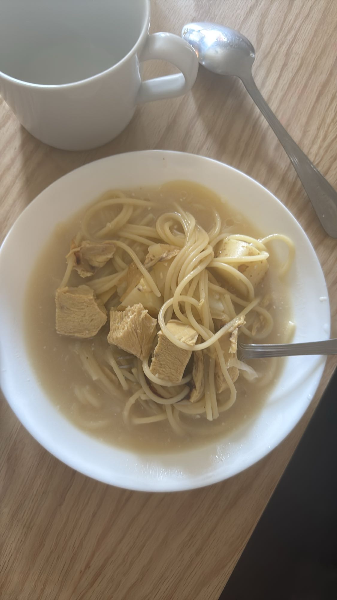 Куриный суп с лапшой