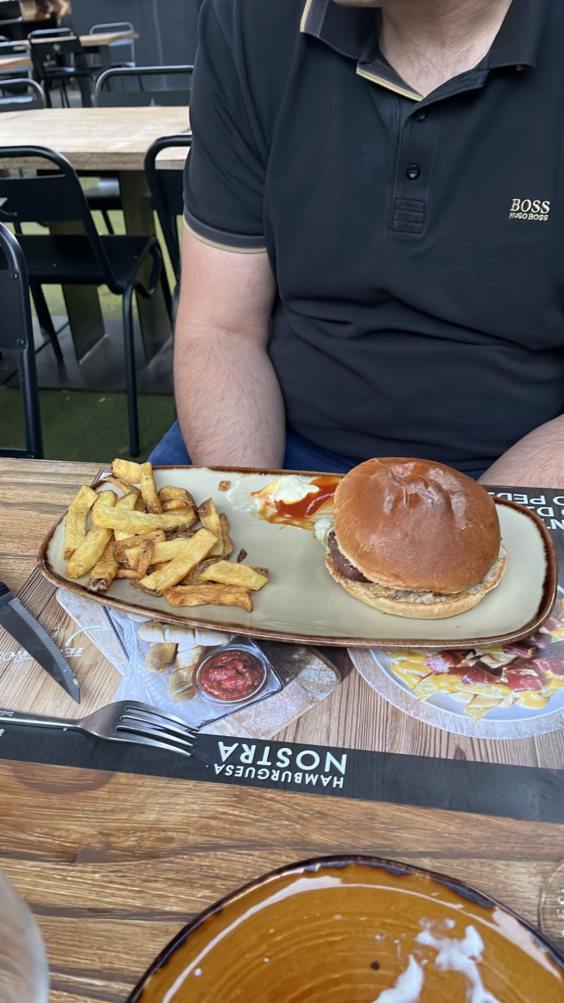 Hamburguesa con papas