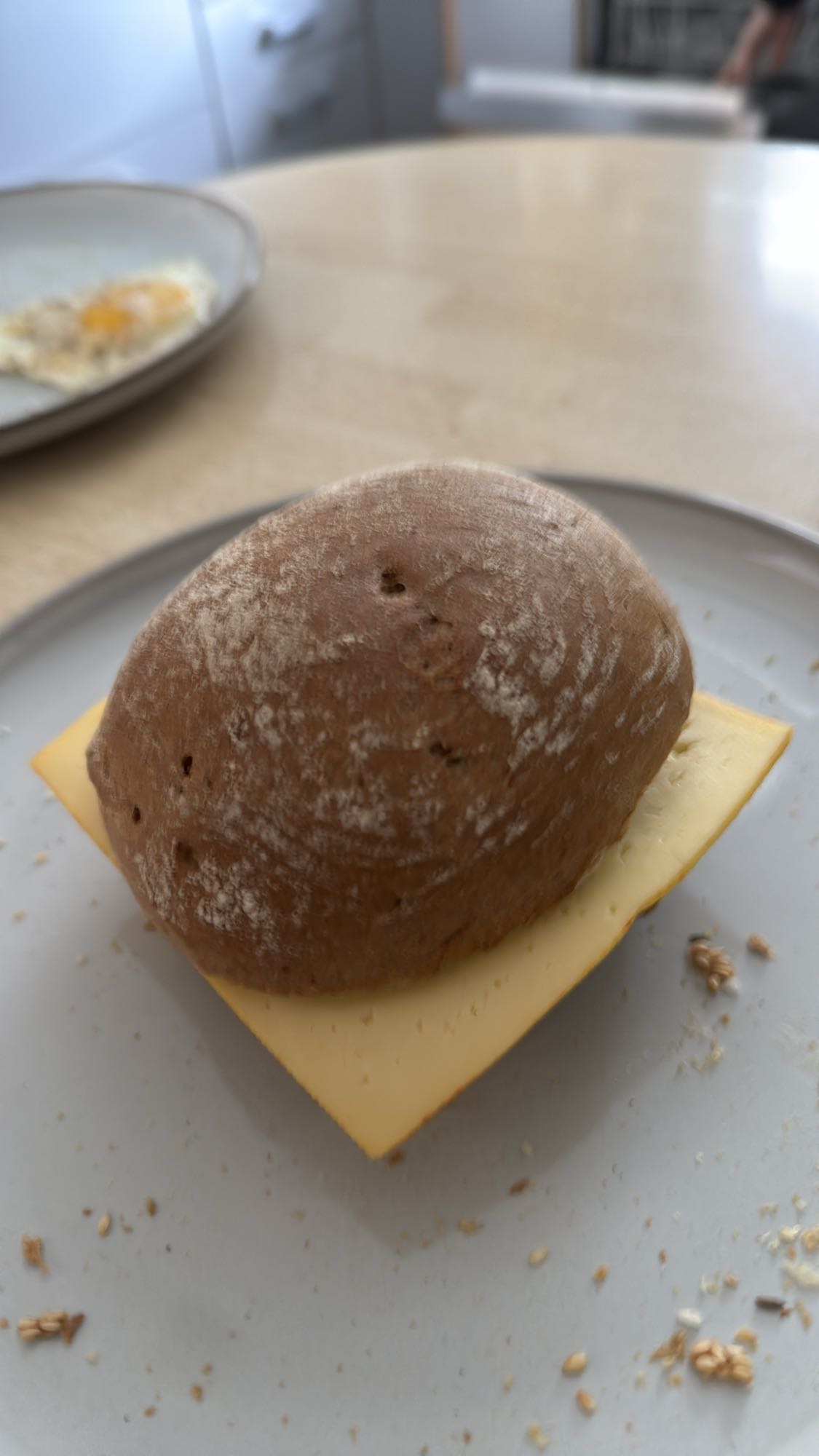 Käsebrötchen mit Kräuter Frischkäse