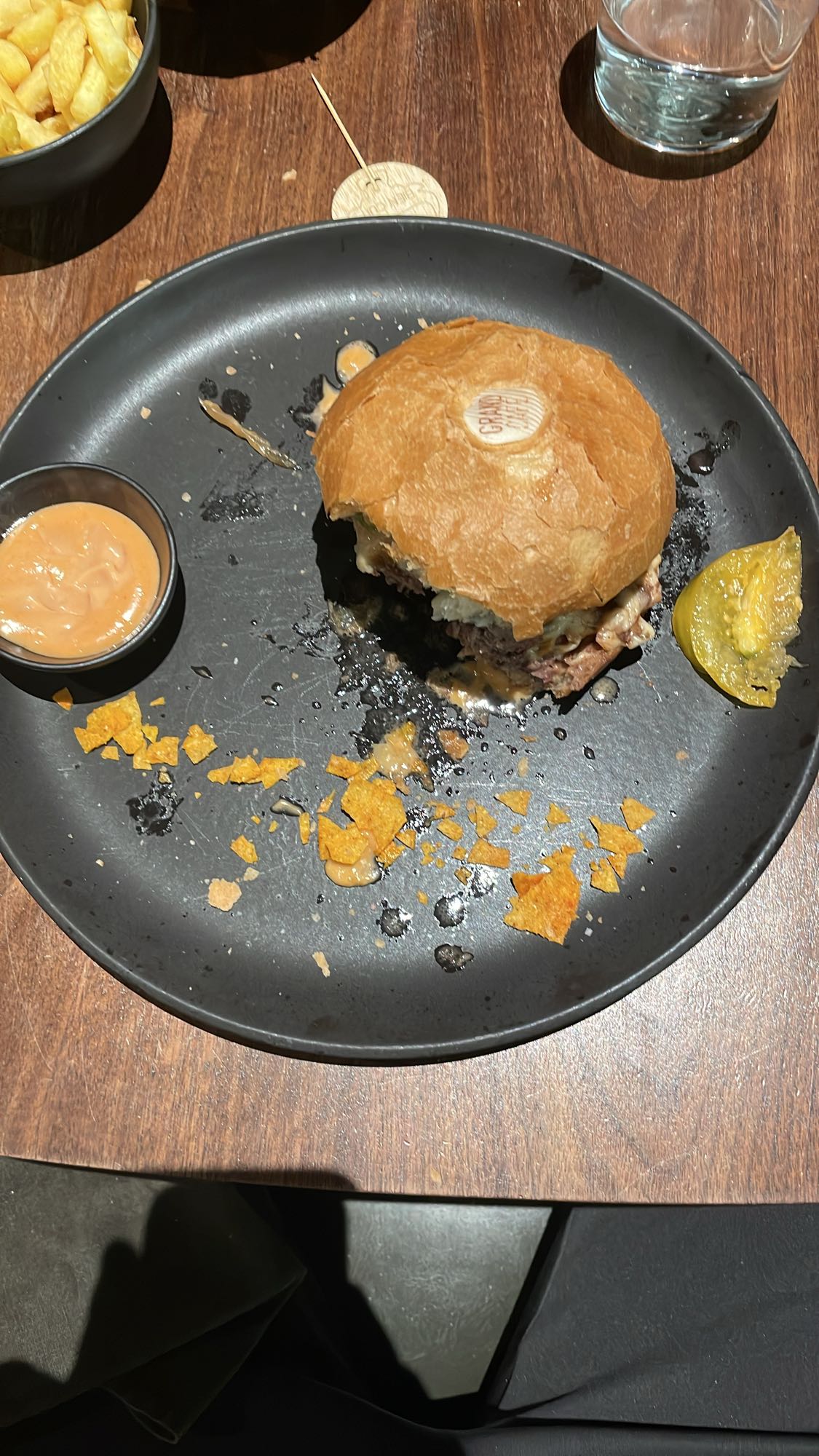 Cheeseburger with Sauce