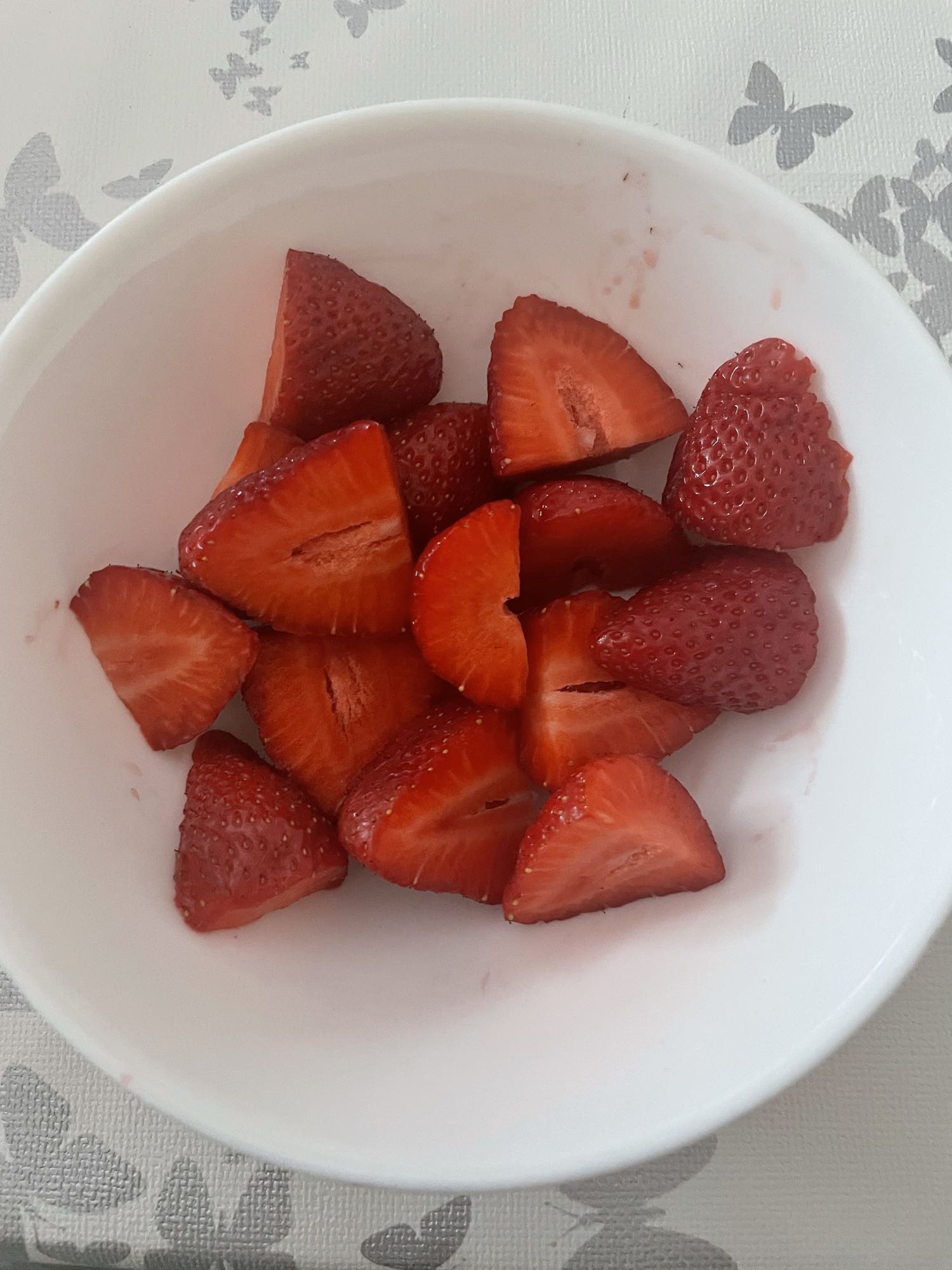 Fresas frescas en bol