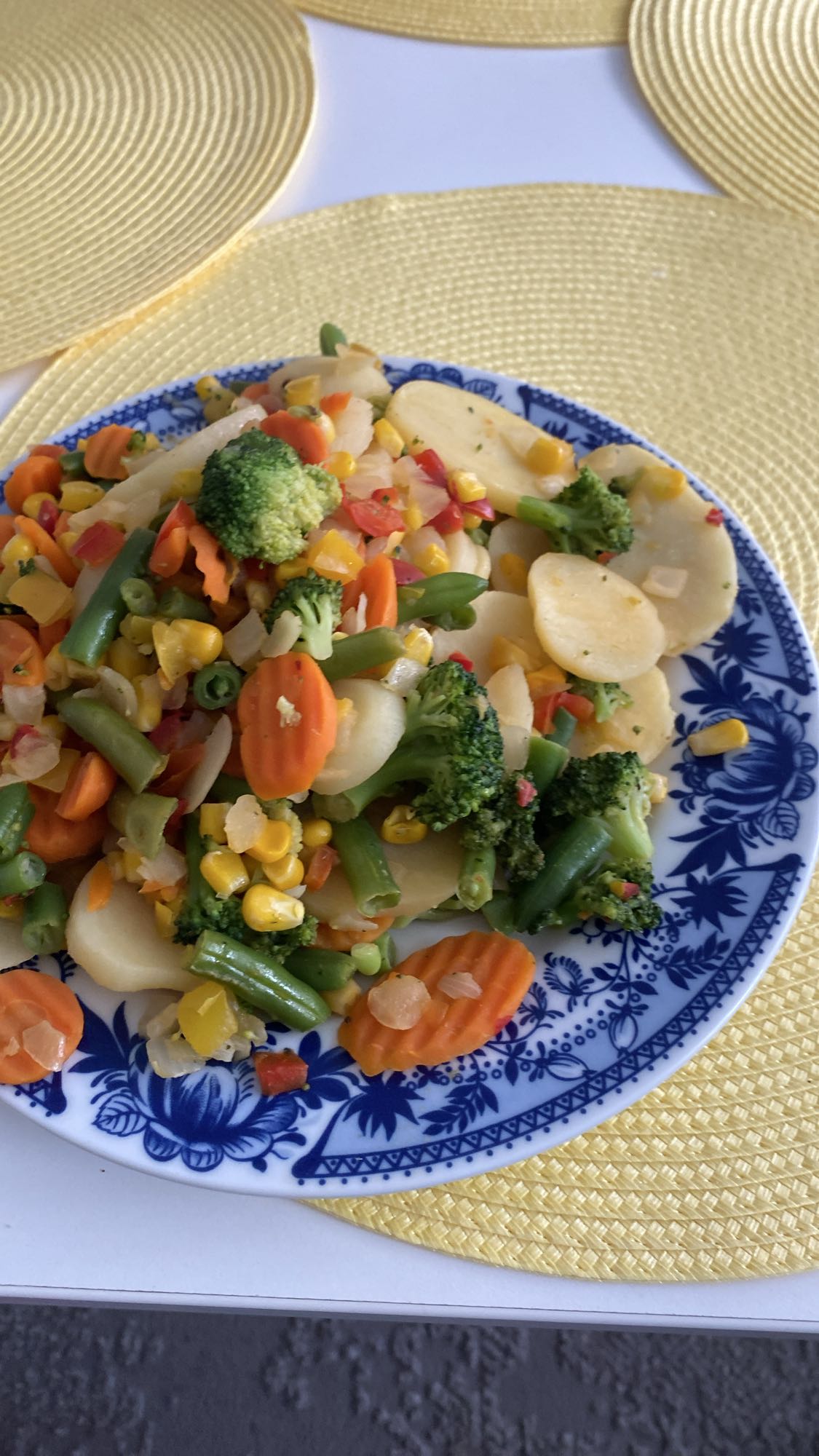 Warzywa z ziemniakami