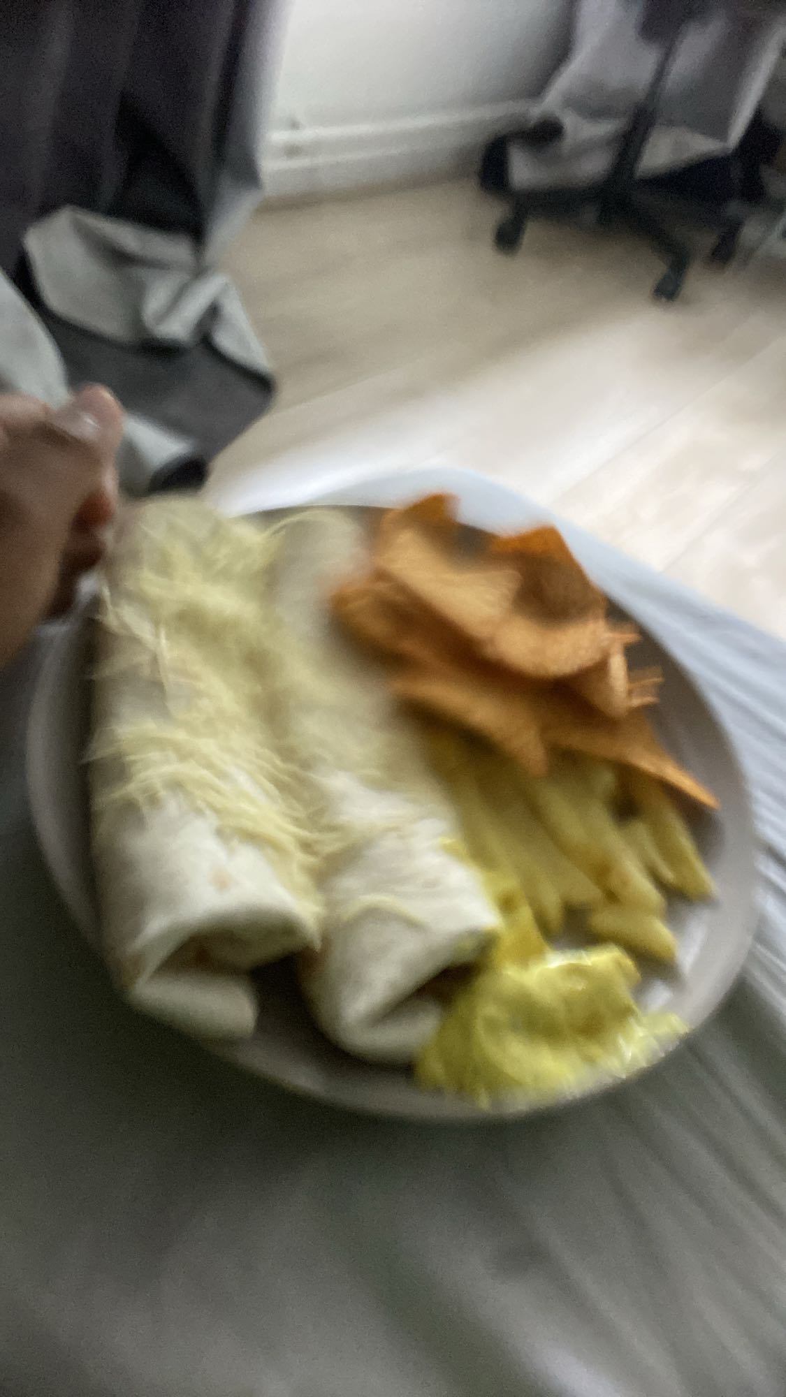 Wraps met friet en chips